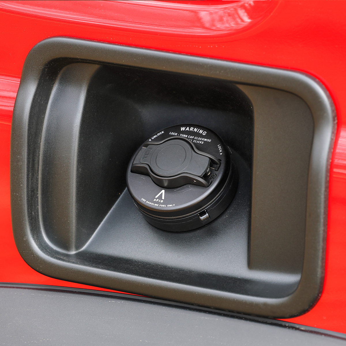 APIO 外露式油箱蓋 SUZUKI JIMNY JB74W JC74W