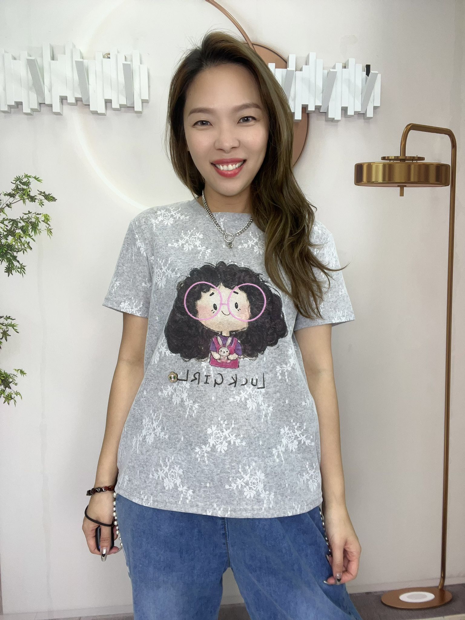 Ma牌子四眼少女圖拼Lace top ~162T