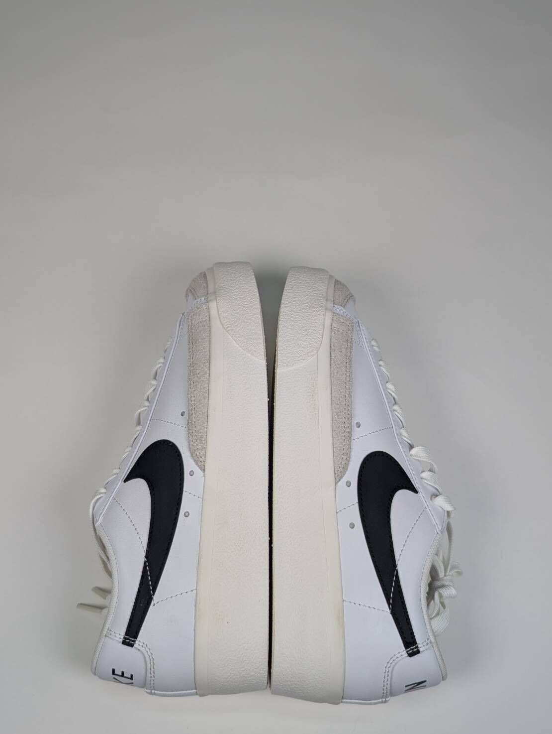 微瑕疵-右後跟黏合處泛黃 DJ0292-101 8.5  NIKE BLAZER LOW 奶油白 黑白 經典 厚底 增高 女鞋