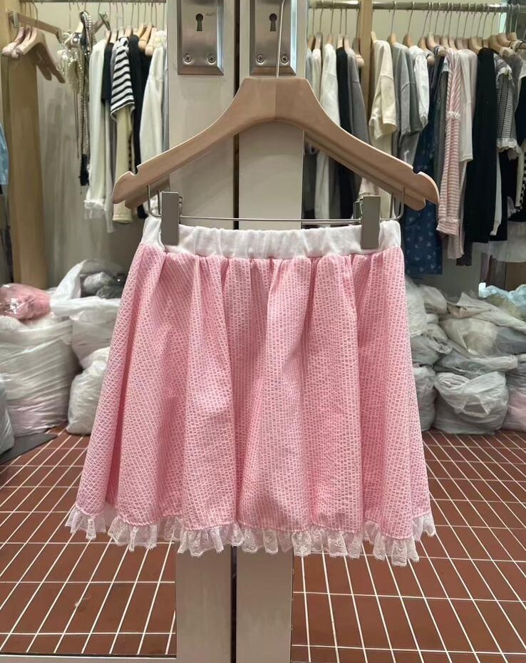 BE51 下身 裙褲腰26-34 HIP48 長16 $469 (一口價)