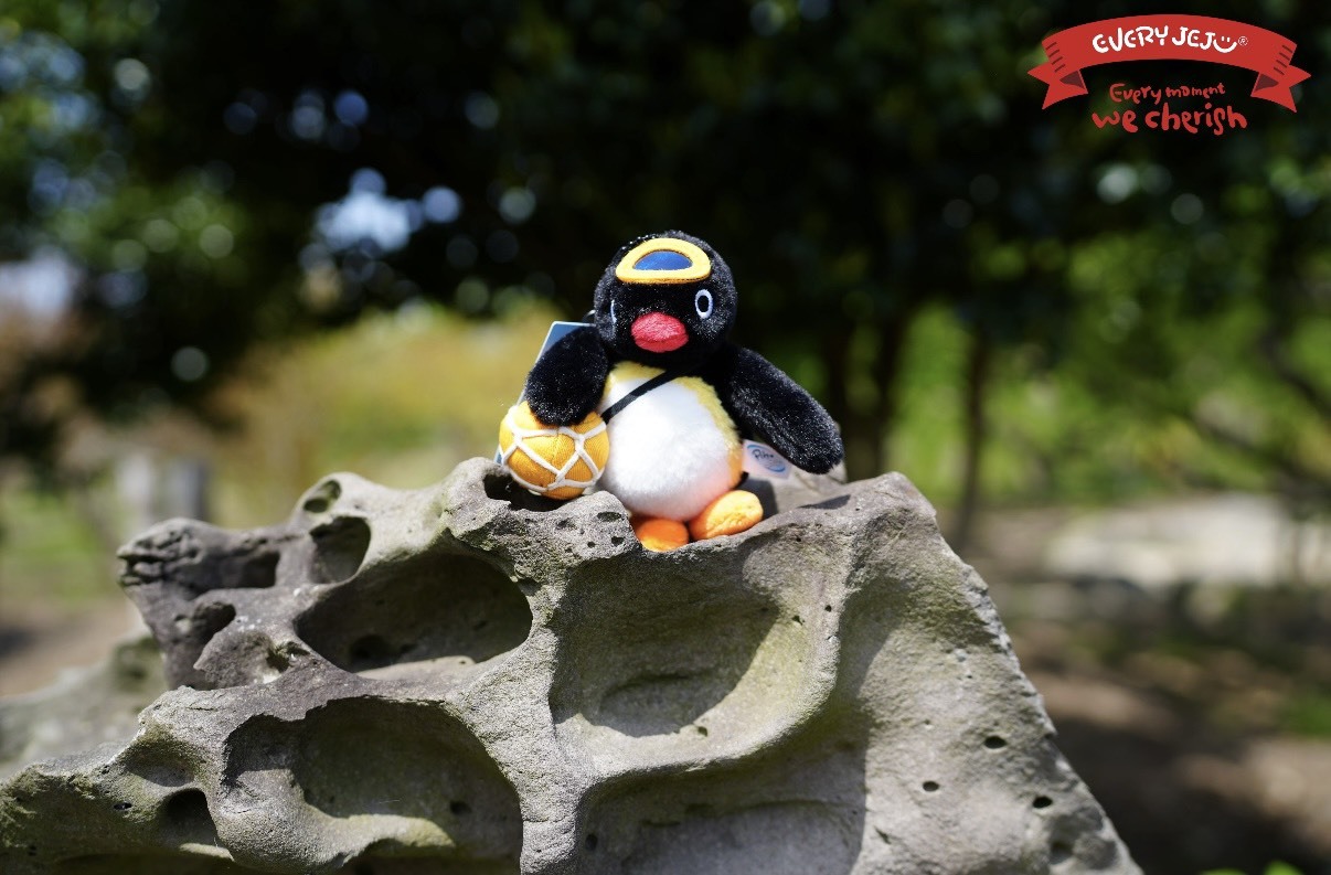 韓國濟州島 PINGU 企鵝家族 海女造型 玩偶吊飾