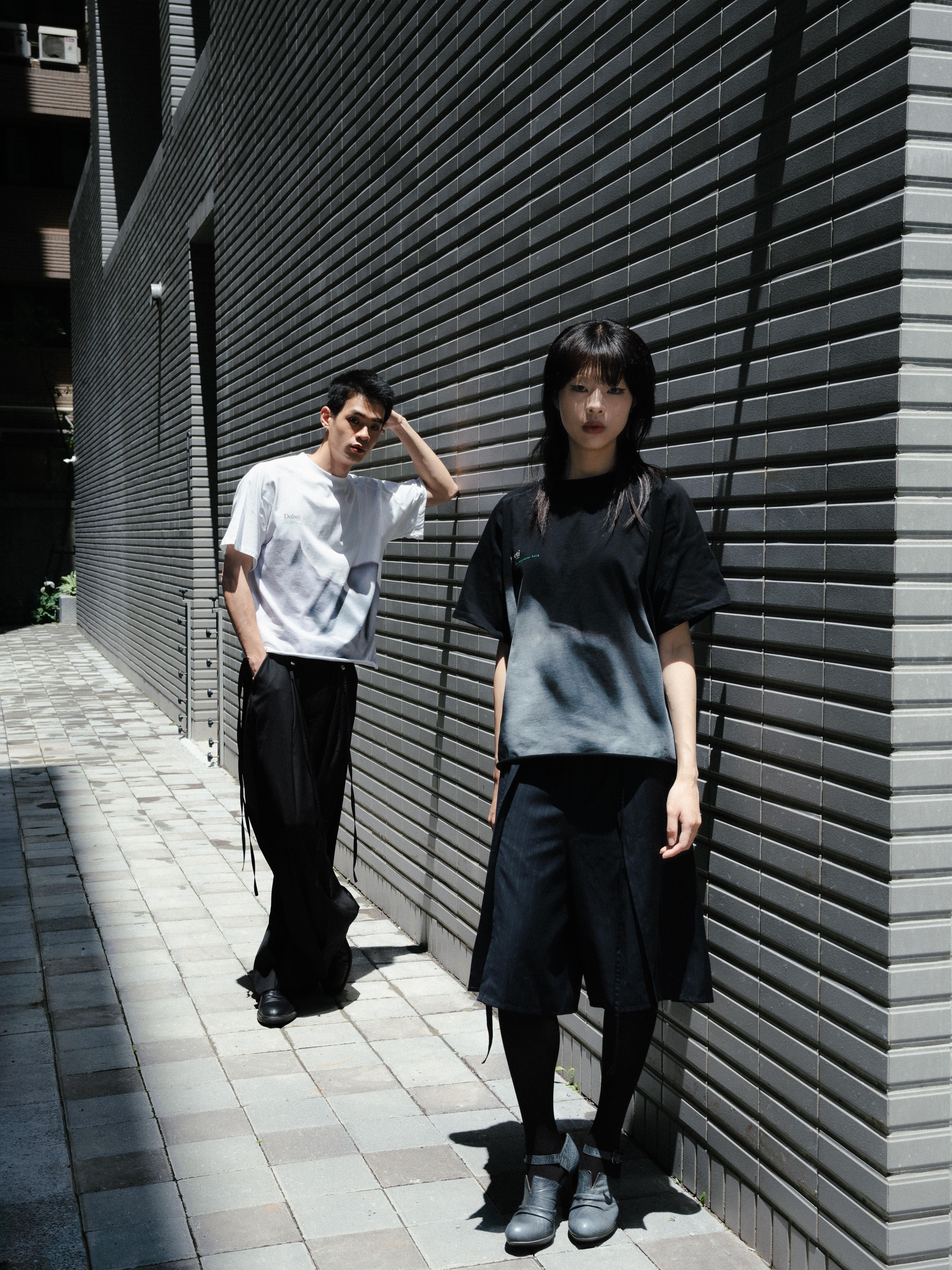 DEFRETI INNER HUNGER TEE 不收邊 漸層 短T 短袖