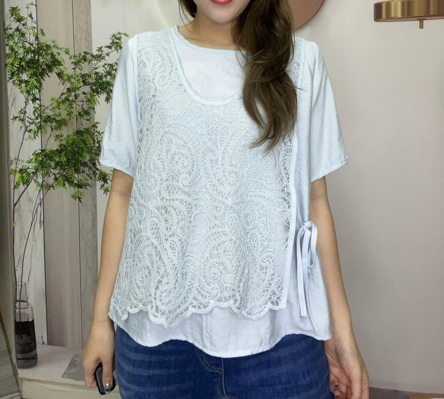 Ma牌子lace 淨色top ～162E