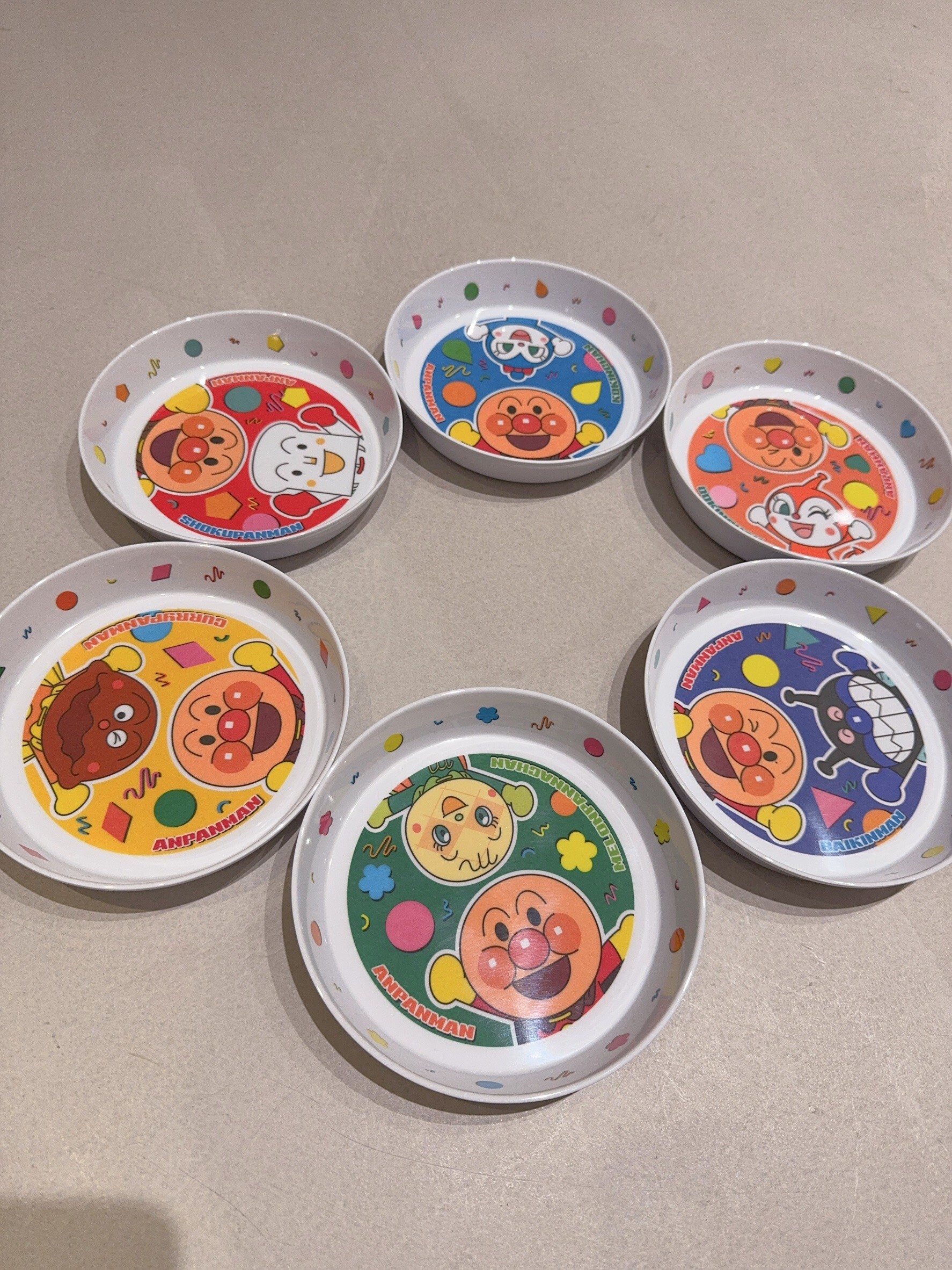 K01麵包超人美耐皿 隨機出貨不挑色