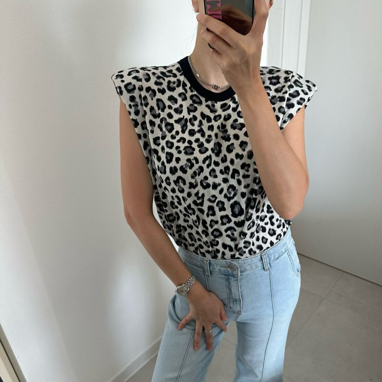 TOP