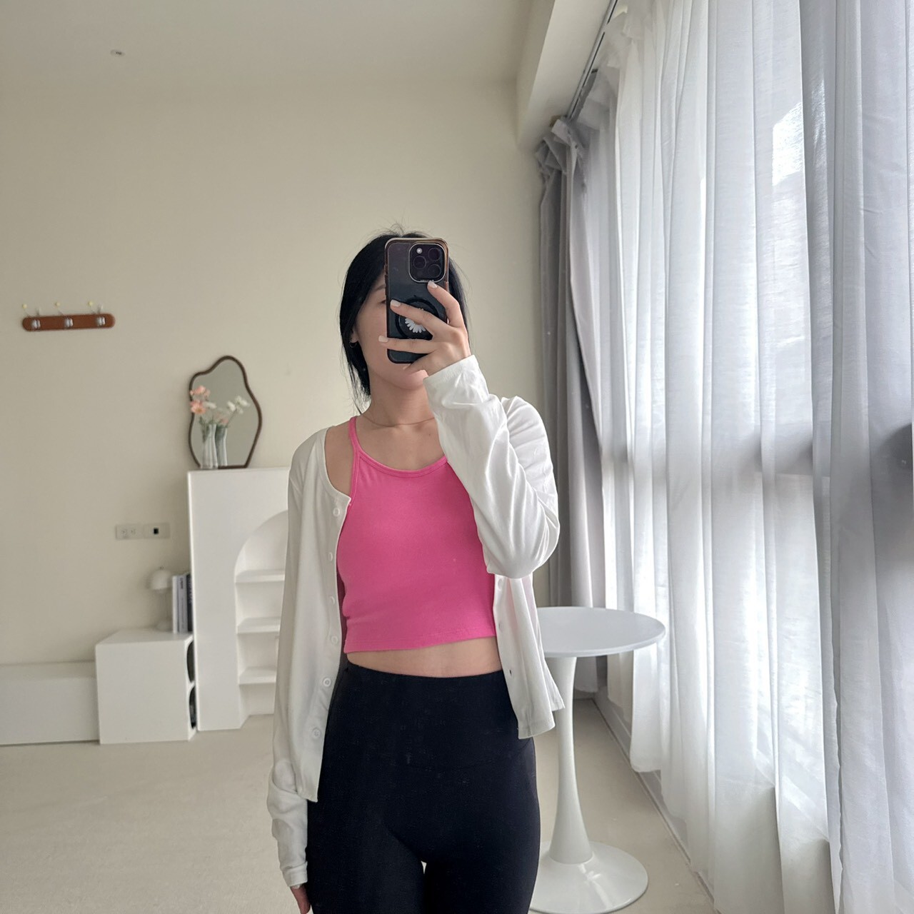 Hen舒服的百搭彈力排扣小外套（預購於5/14晚上12:00收單～預計3-6週才會收到！可接受再下單唷）