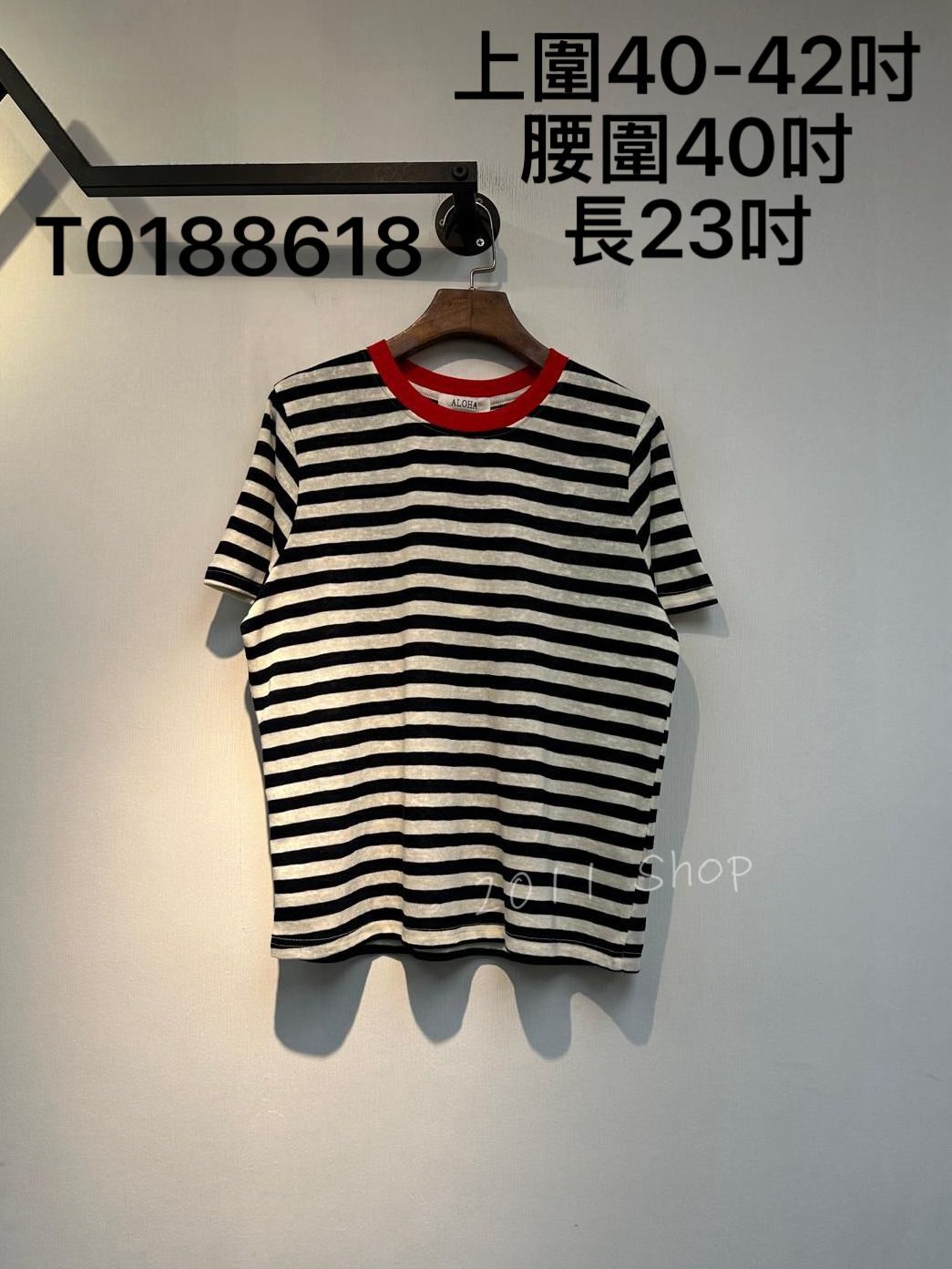 圓領拼色橫間薄針織T恤  上圍40-42吋 腰圍40吋 長23吋  T0188618