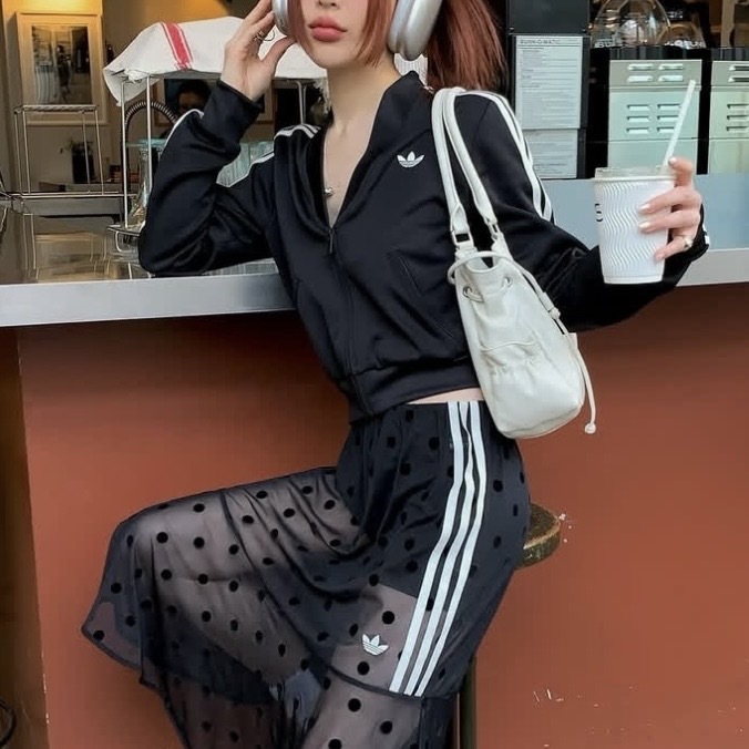 ADIDAS ORIGINALS 黑色 V領 長袖外套 復古 修身 女款 KV1181