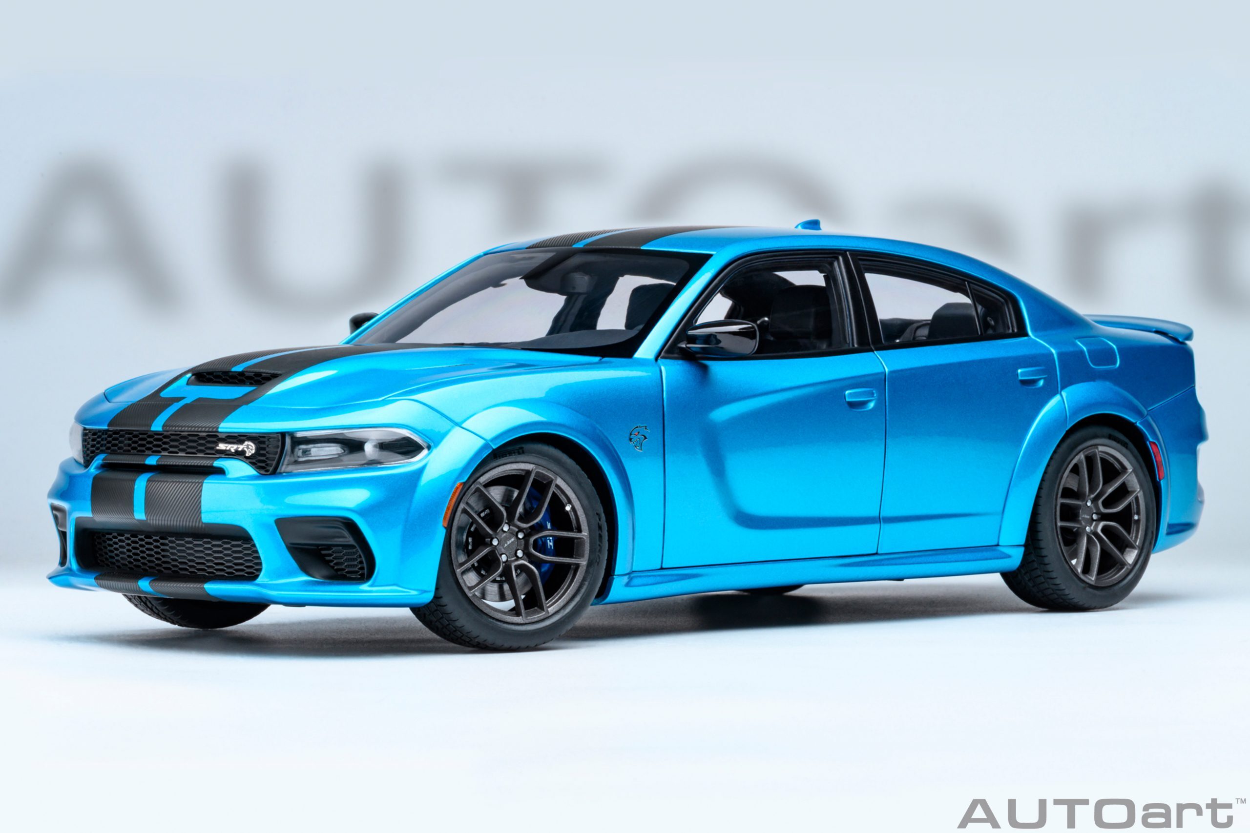 1/18 AUTOART Dodge Charger SRT Hellcat Redeye Jailbreak (B5 Blue) (71753)