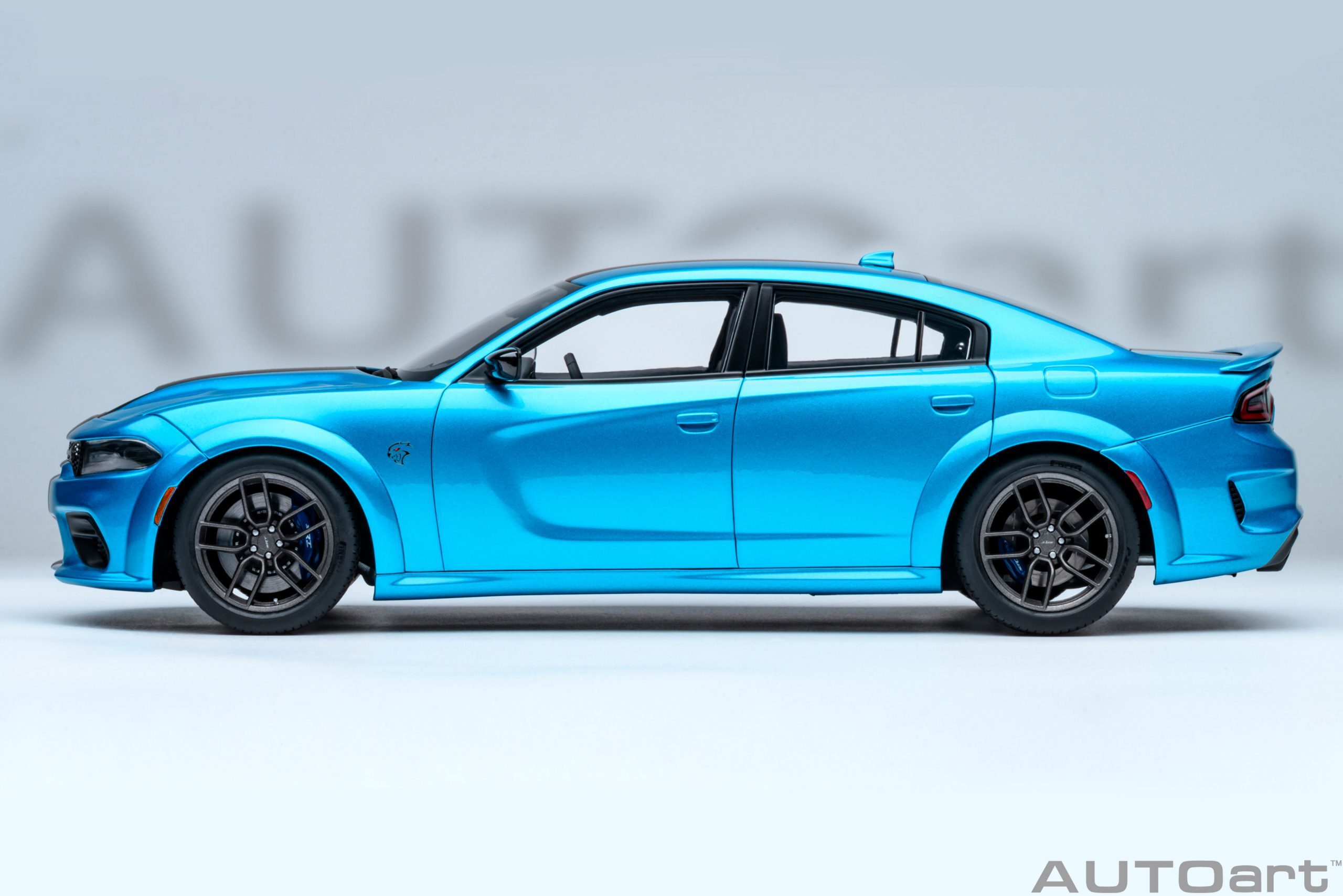 1/18 AUTOART Dodge Charger SRT Hellcat Redeye Jailbreak (B5 Blue) (71753)