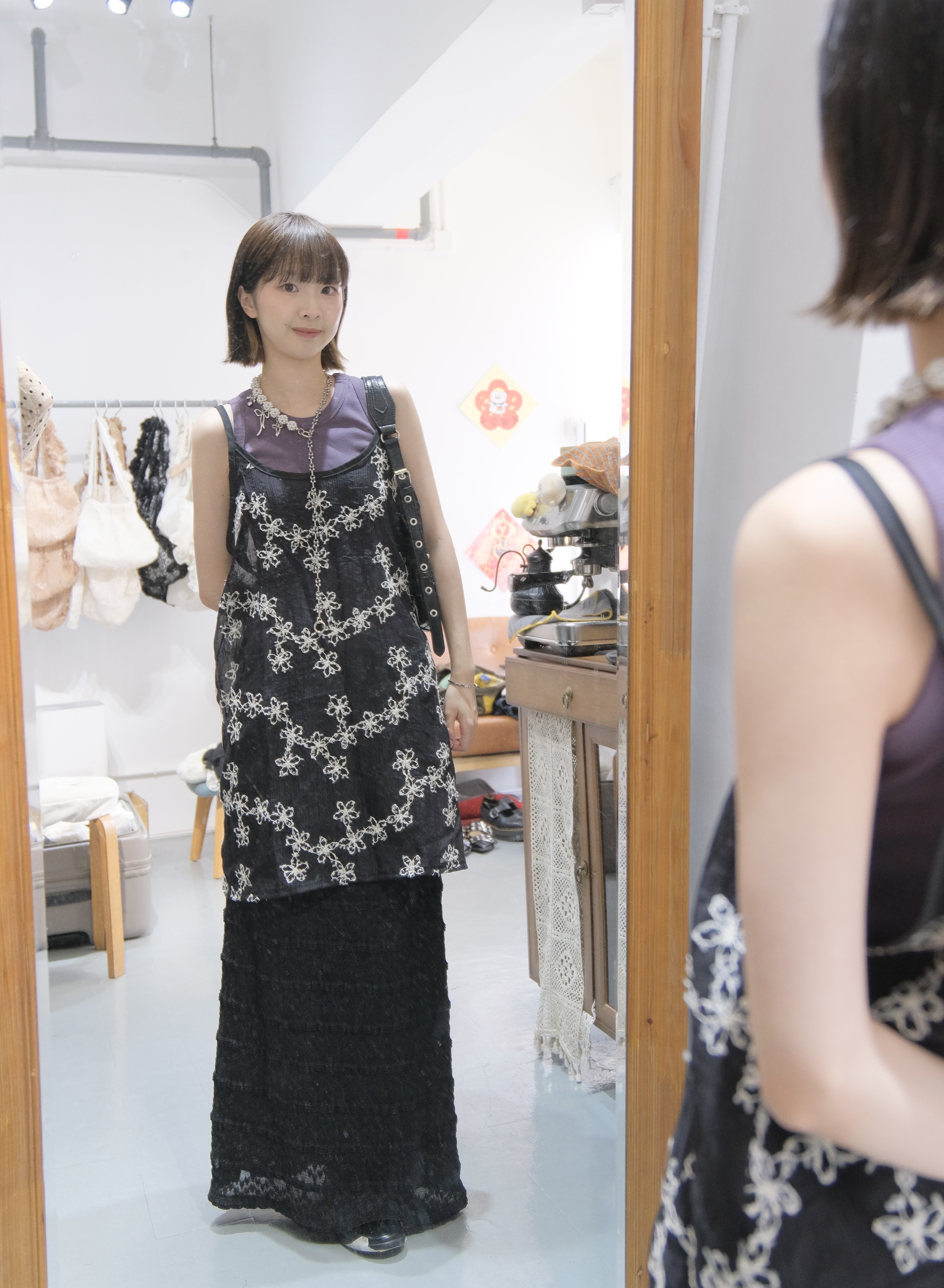 刺繡花朵中長layer ( Black)