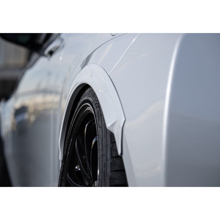 Result Japan 葉子板輪拱 TOYOTA GR YARIS