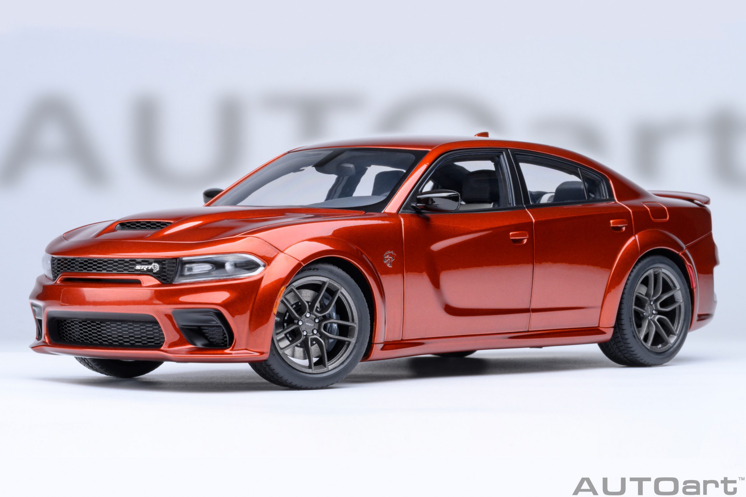 1/18 AUTOART Dodge Charger SRT Hellcat Redeye Jailbreak (Sinamon Stick) (71755)