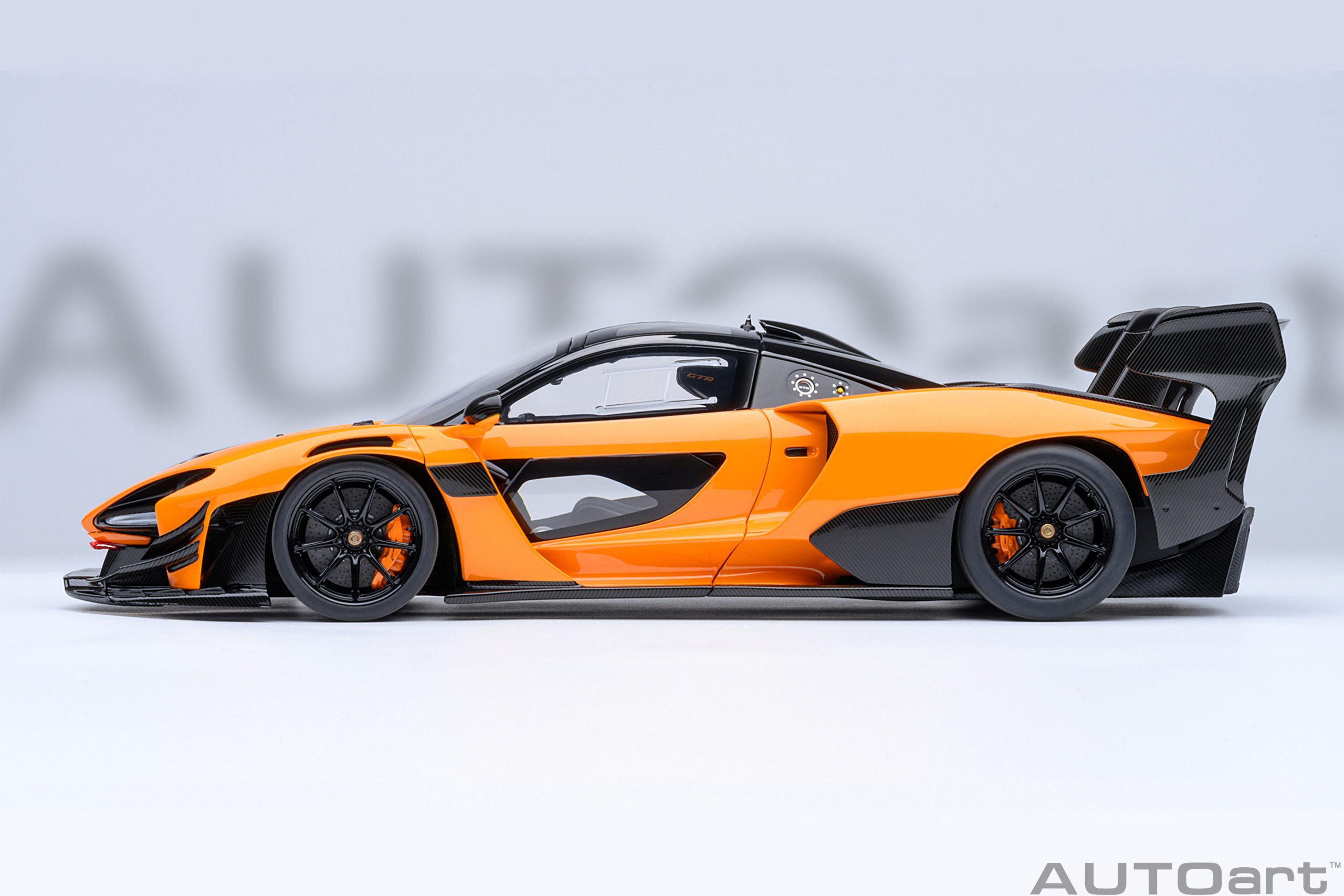 1/18 AUTOART McLaren Senna GTR (Orange) ( 81956)
