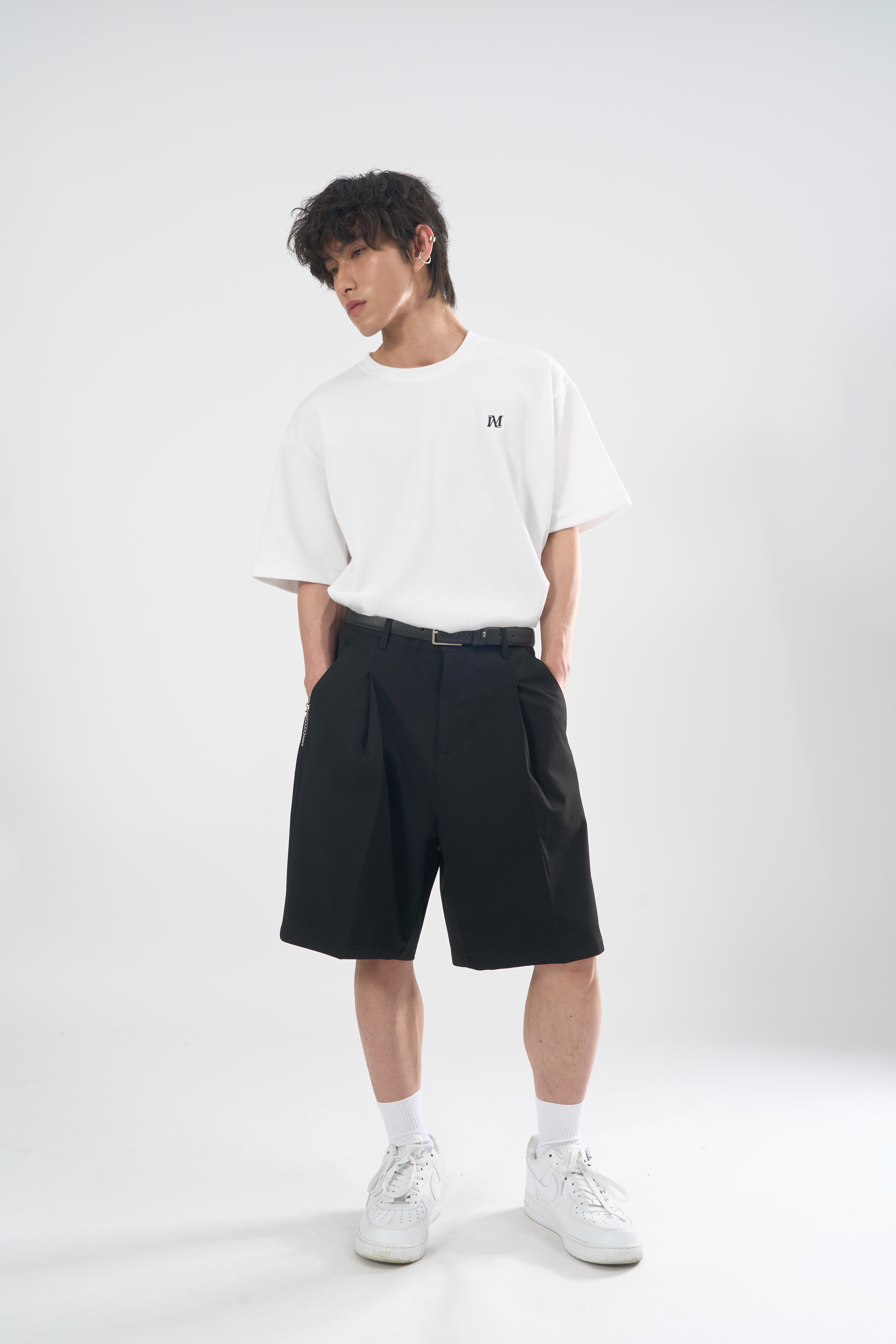 MOOS,韓系,素T,穿搭,韓國,男生穿搭,西裝褲,OOTD,短褲,夏天穿搭