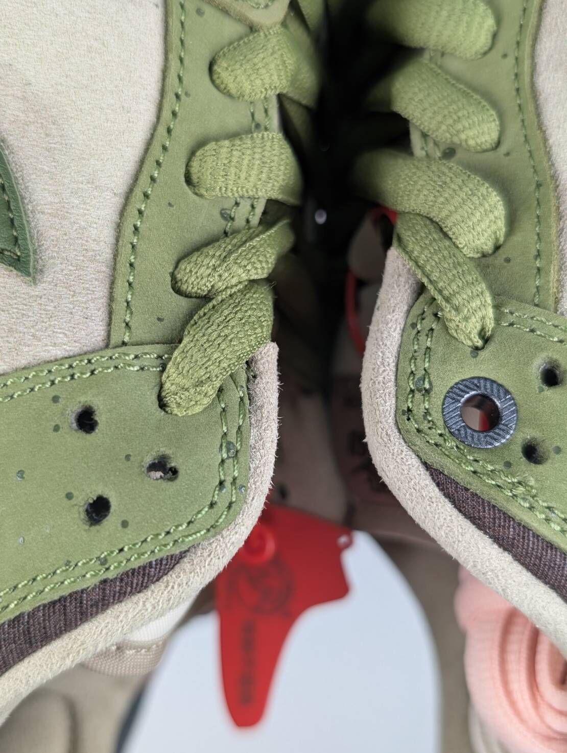 微瑕疵-左腳左外側最上面鞋帶孔少鐵環 HF8022-300/7 Yuto Horigome x Dunk Low SB 'Matcha'