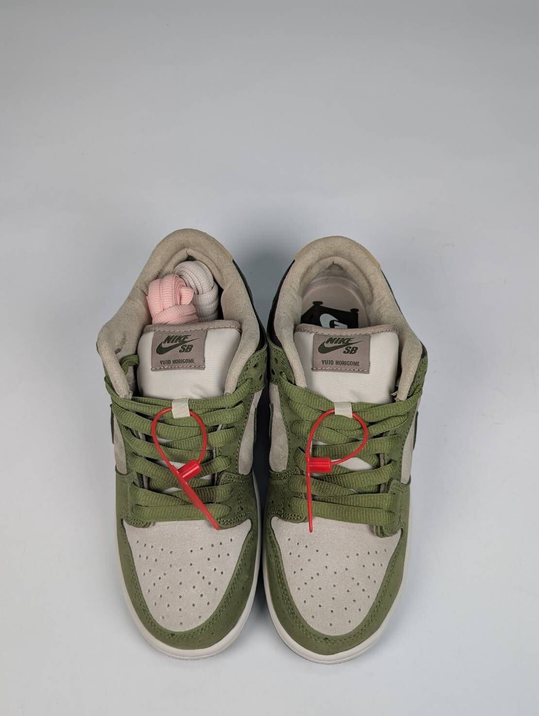 微瑕疵-左腳左外側最上面鞋帶孔少鐵環 HF8022-300/7 Yuto Horigome x Dunk Low SB 'Matcha'