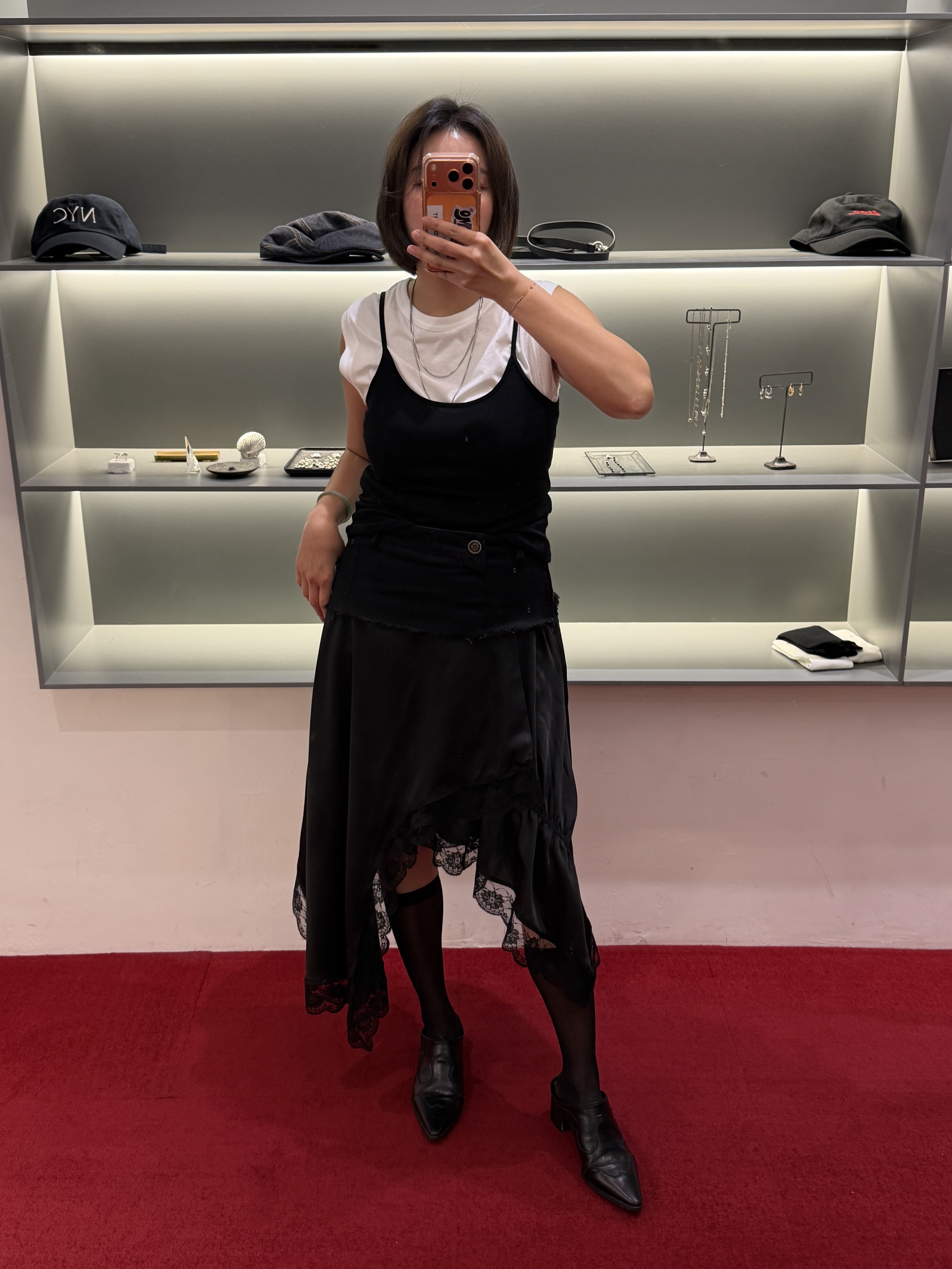 Asymmetic lace skirt