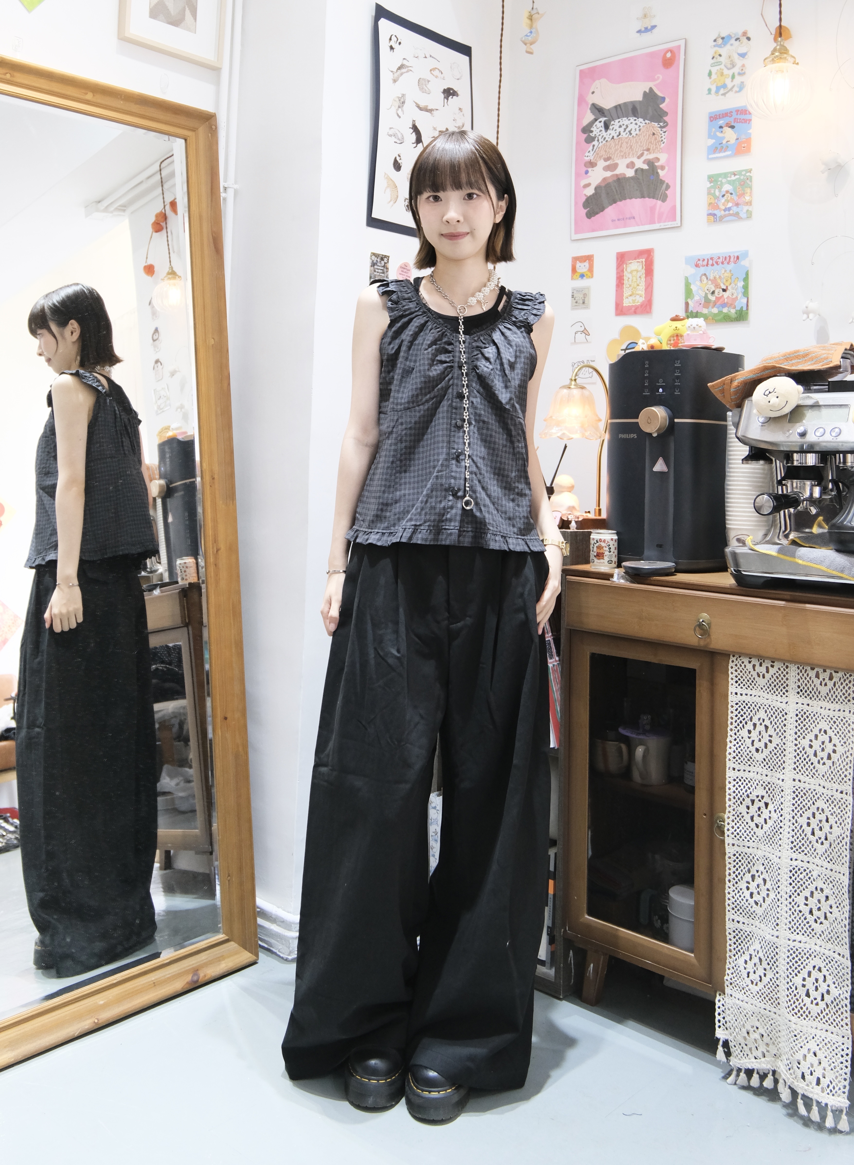 一字領格仔blouse (GREY)