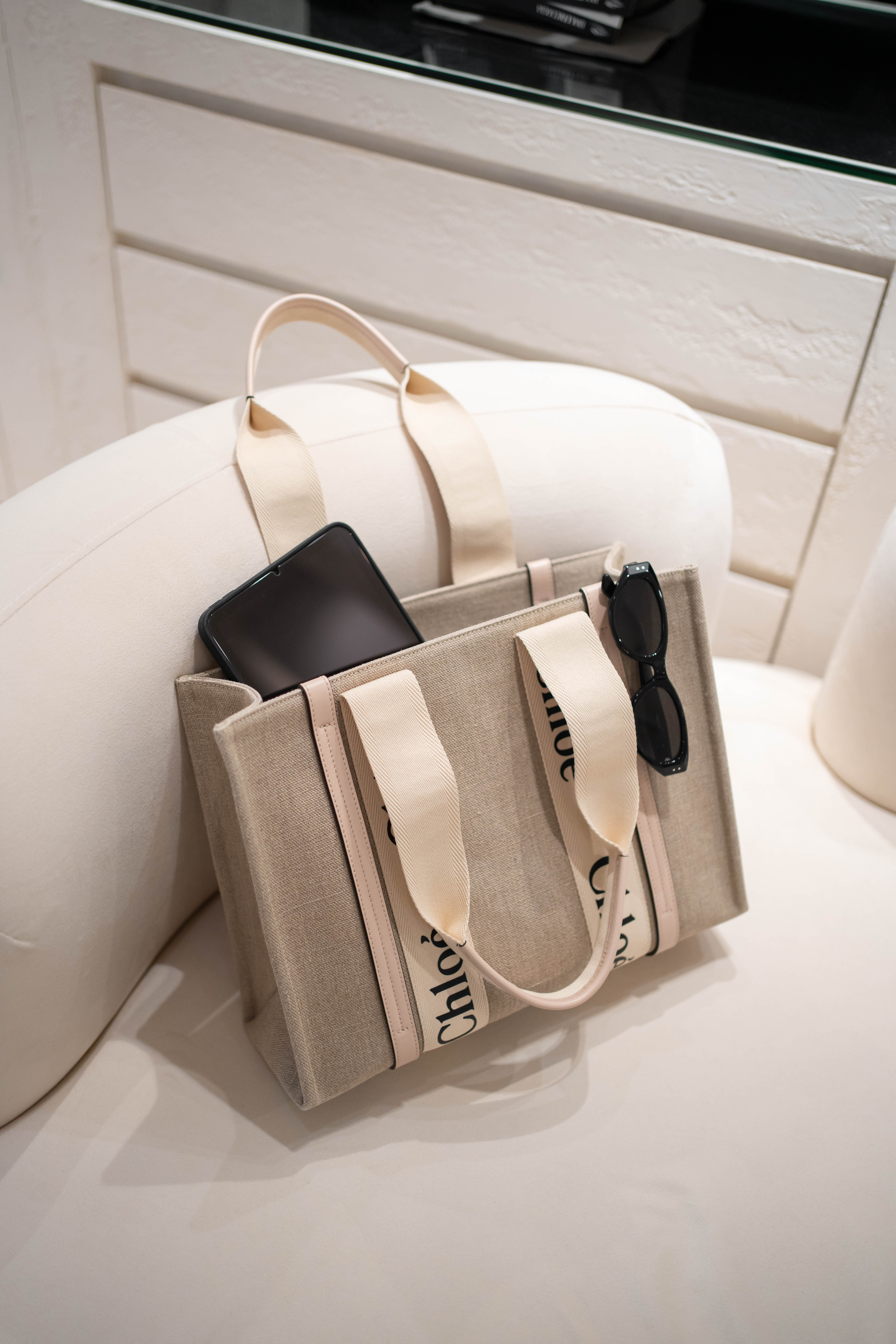 Chloe Medium Woody Tote 中號粉色拼米色