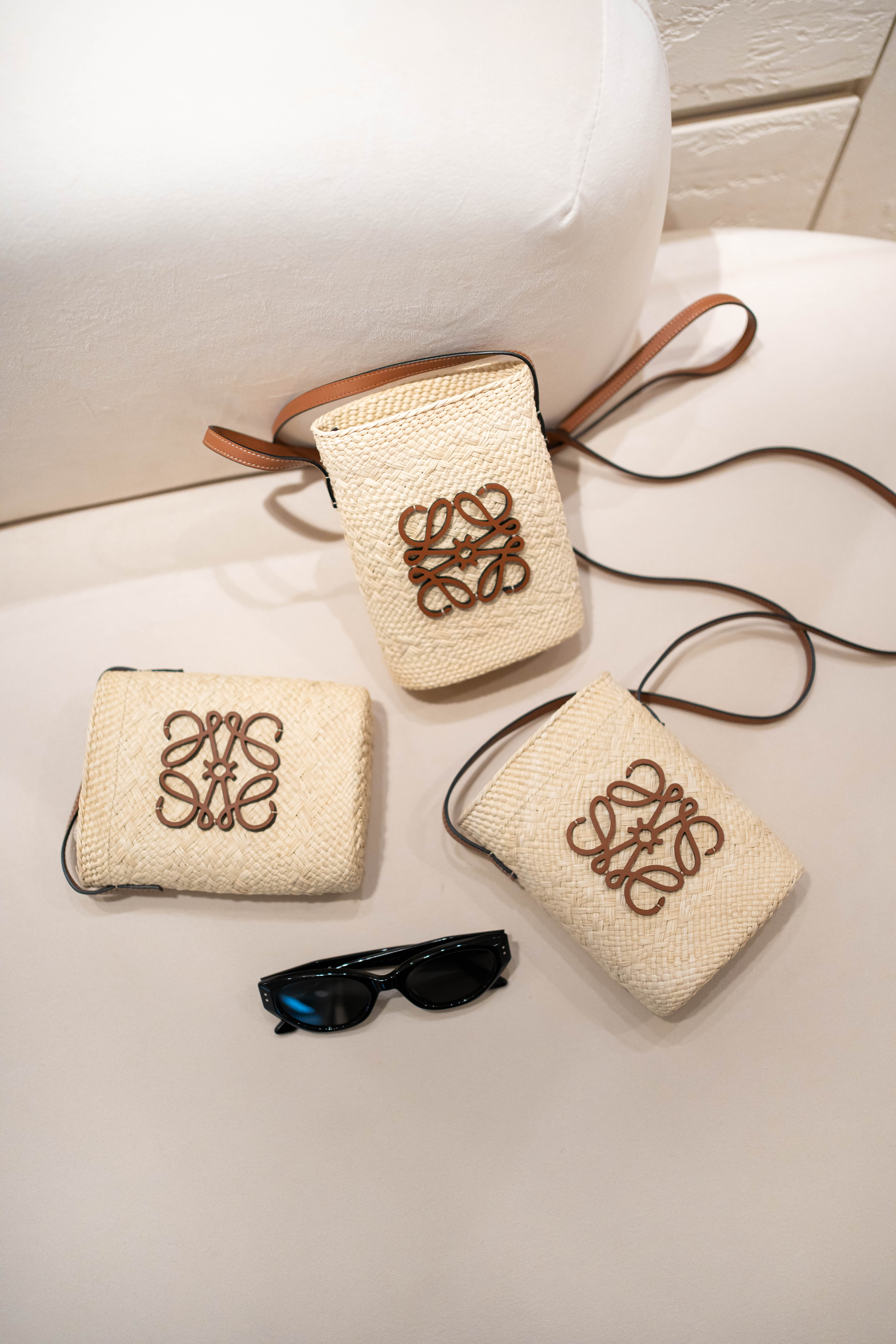 Loewe Square pocket in iraca palm and calfskin Natural/Tan