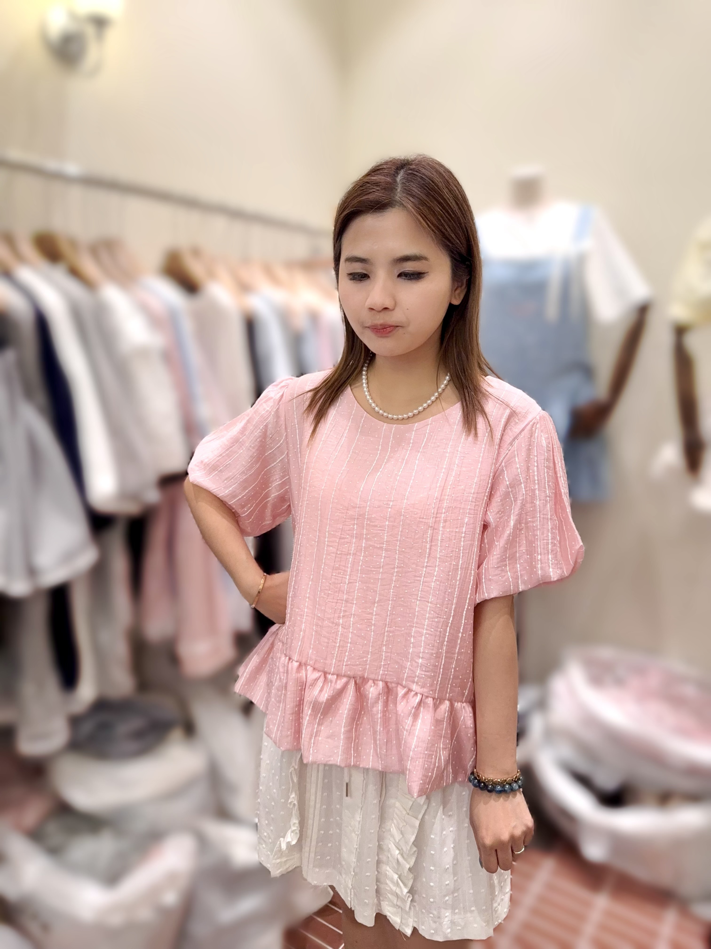BE64 胸42 長23 $469 (一口價)