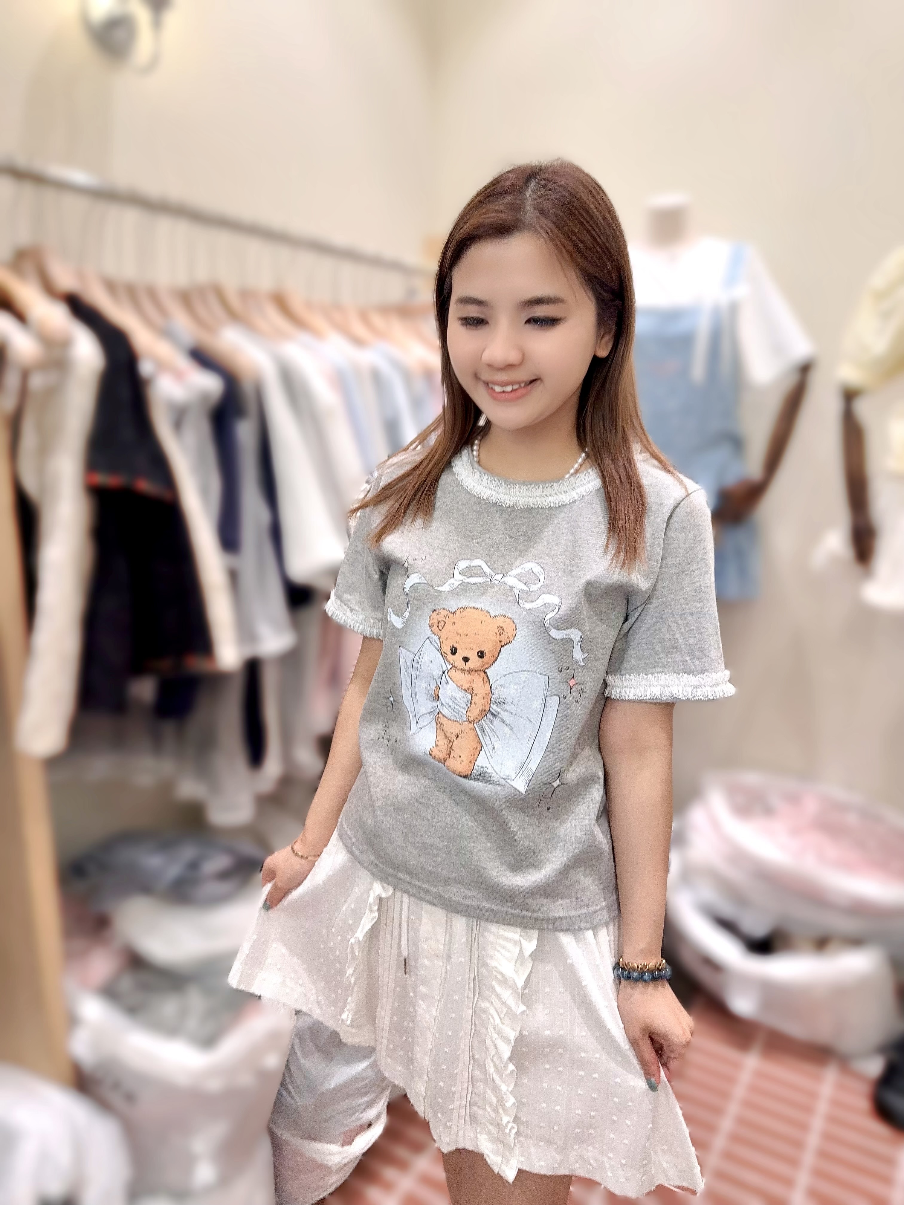 BE63 胸40 長22 $449 (一口價)