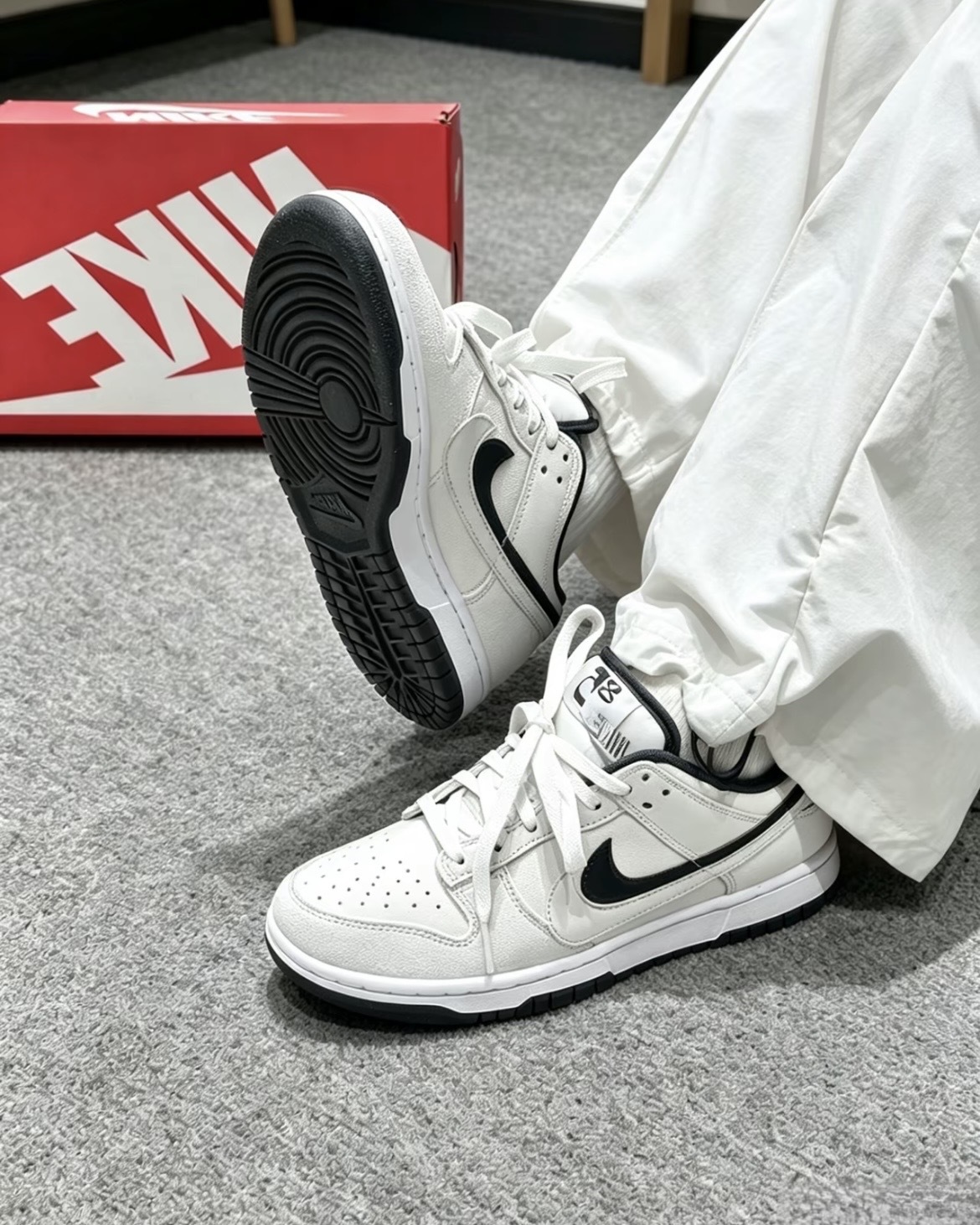 (預訂) Nike Dunk Low 85 - Double Swoosh White Black