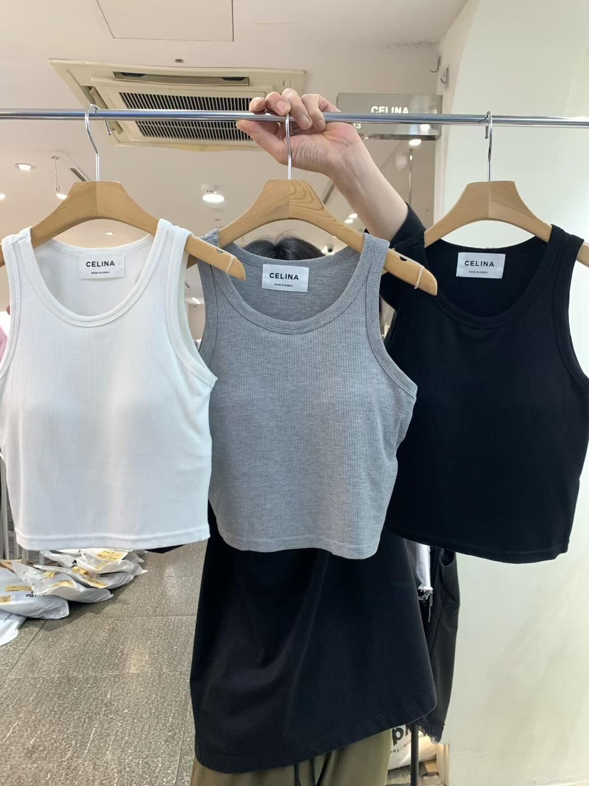 (4357)有pad背心