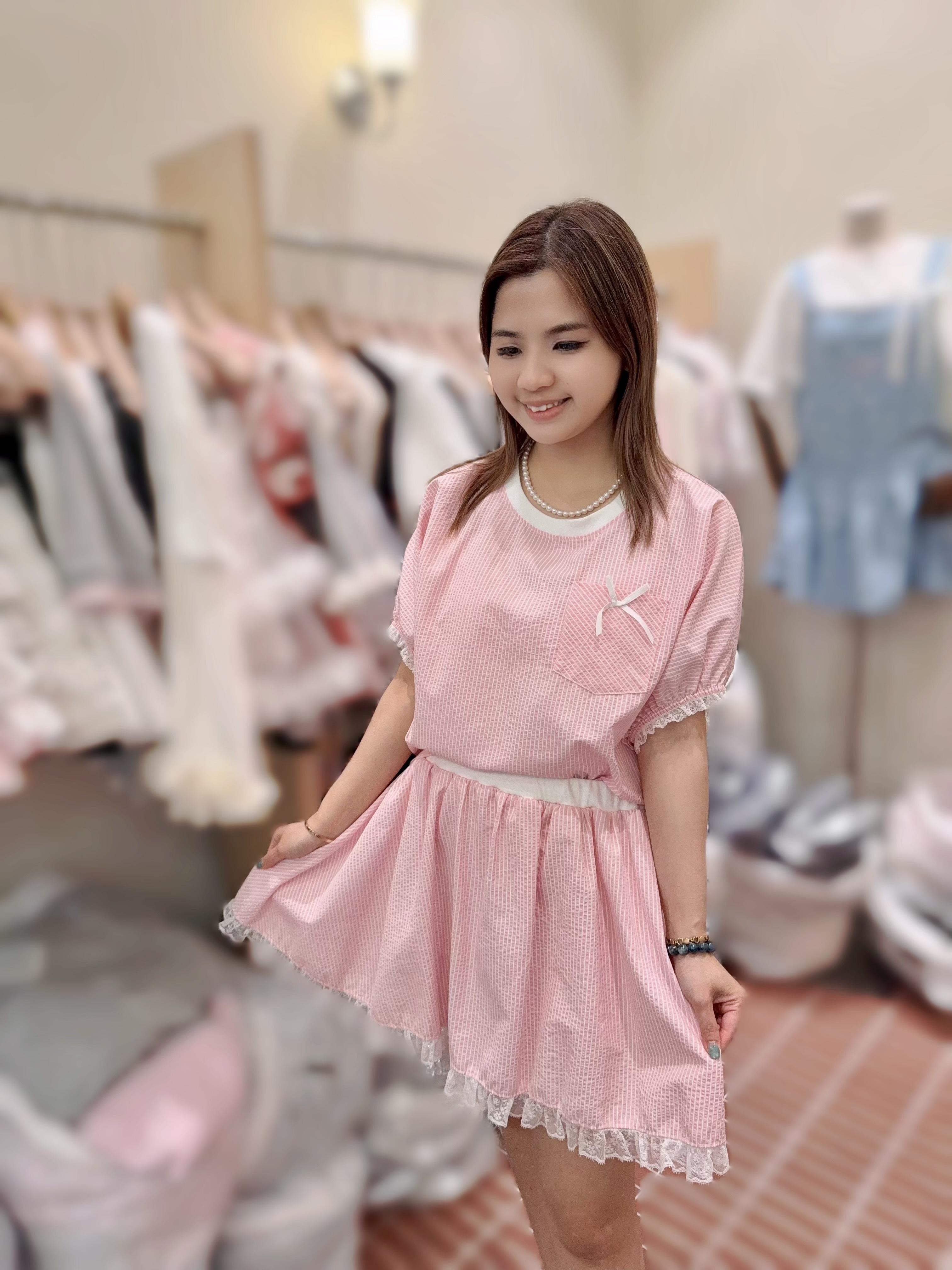 BE50 上衣 胸44 長22 $459 (一口價)