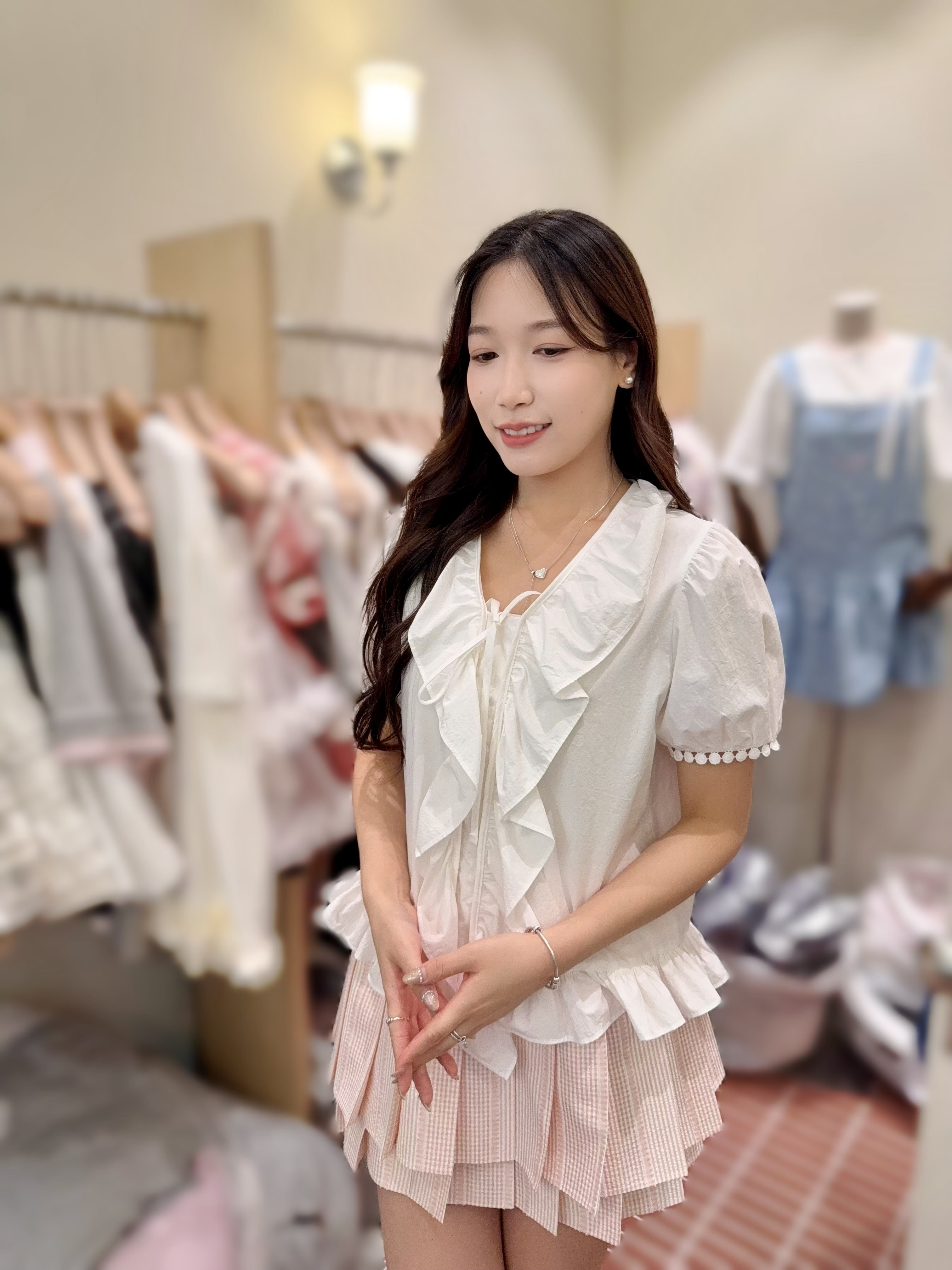 BE70 胸42 長23 $509 (一口價)