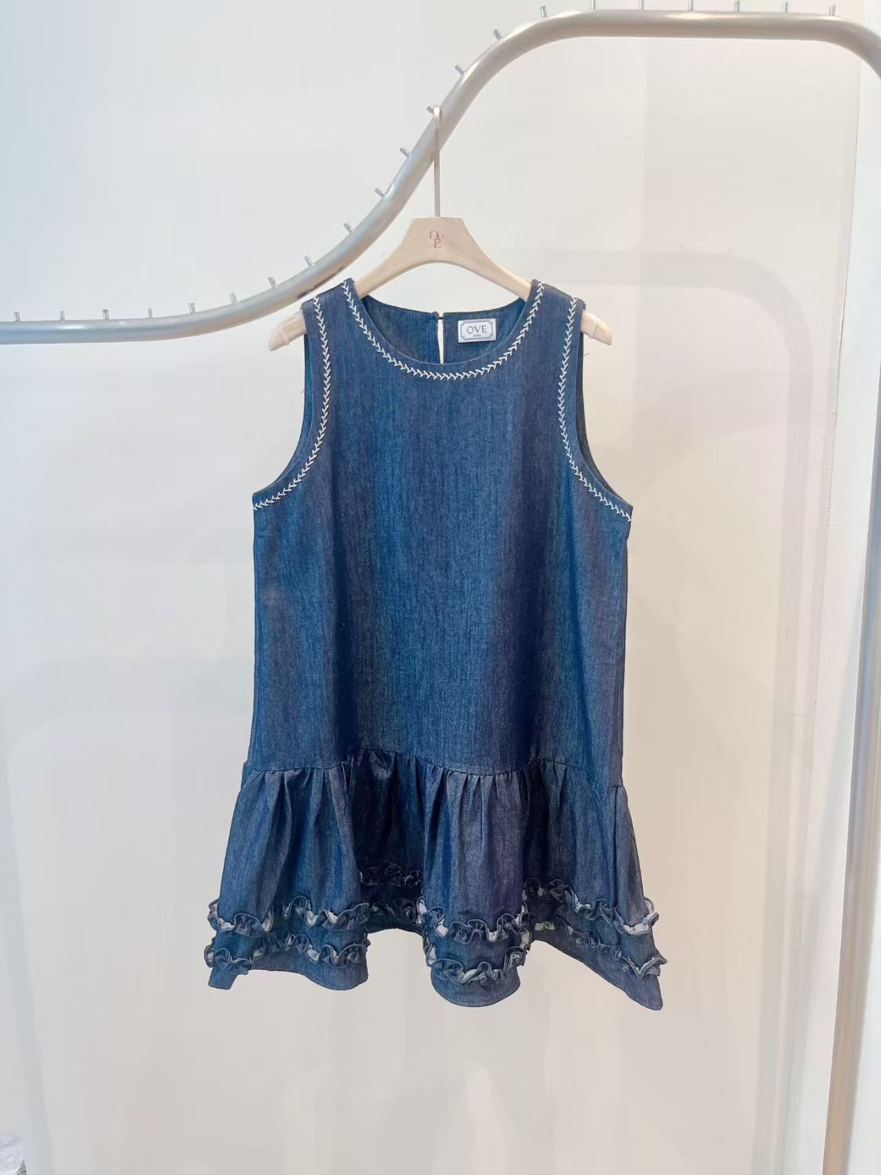 OV6227 圓領刺繡牛仔背心連身裙