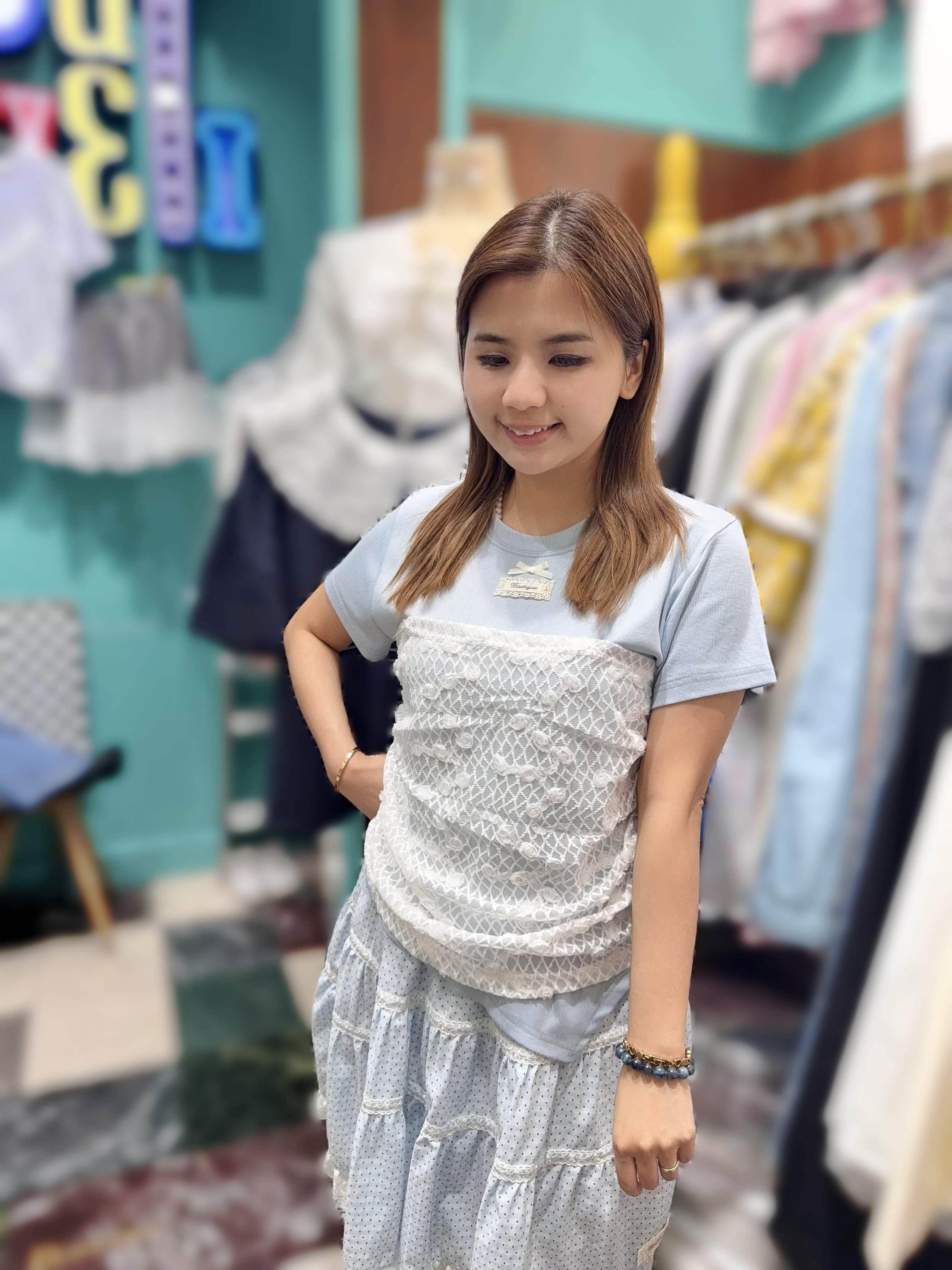 BU74 校長自留價  胸38- 48 長22 $449 (一口價)