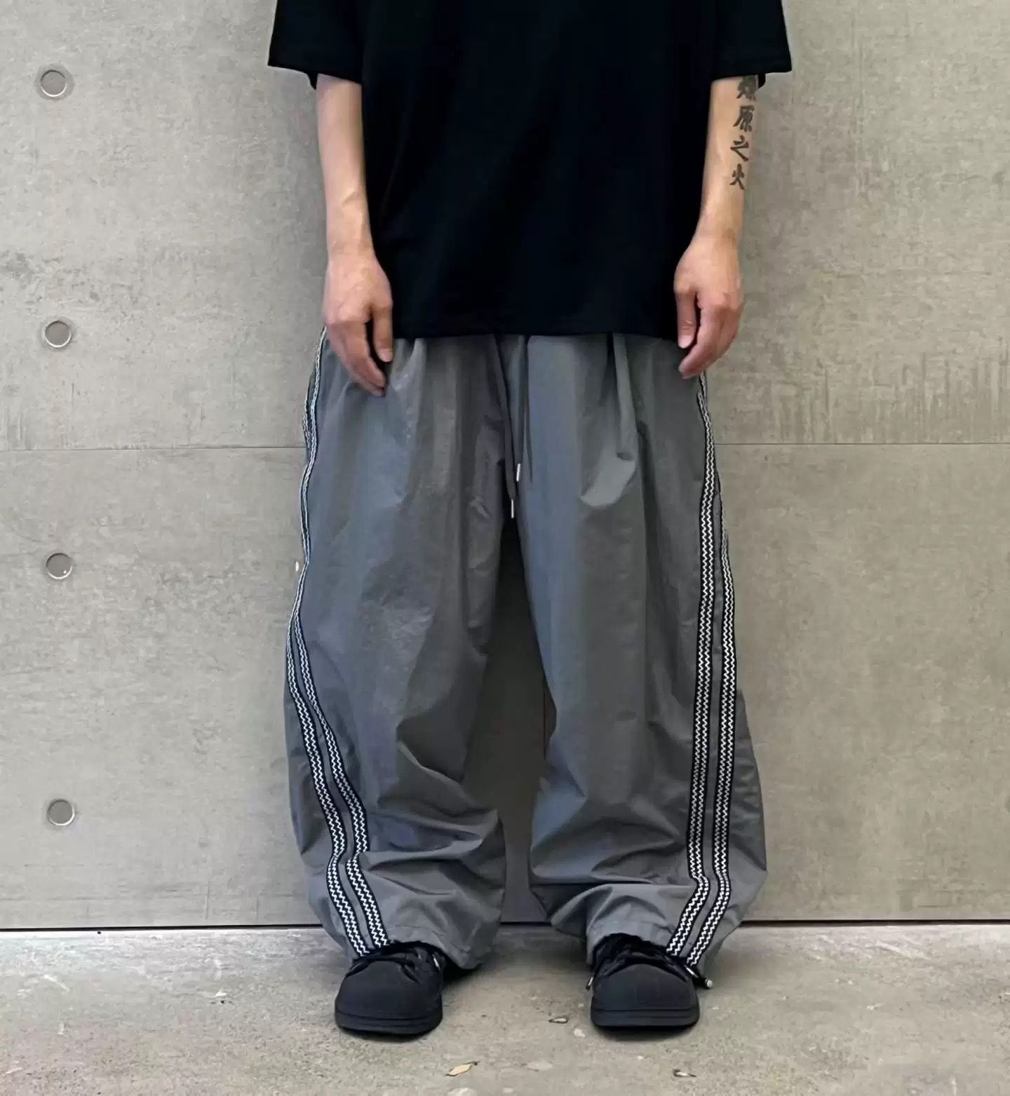 雙間可束腳鬆身褲 PULSE-235P