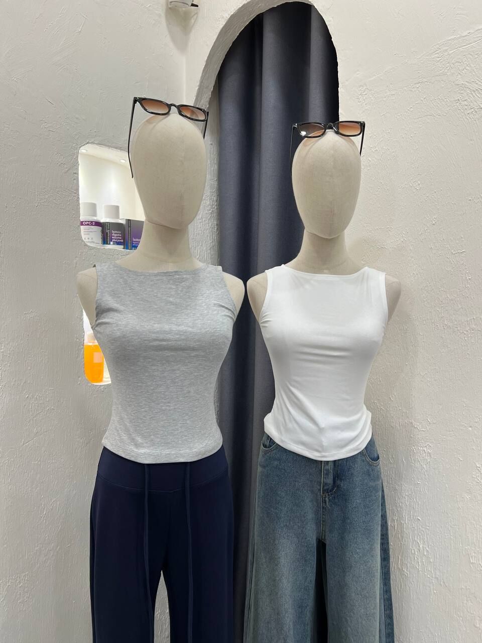 Sleeveless Basic Top