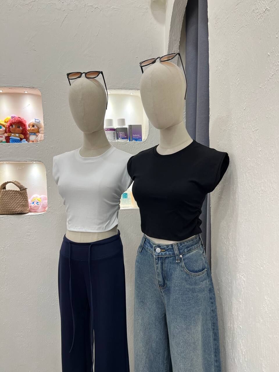 Sleeveless Crop 254