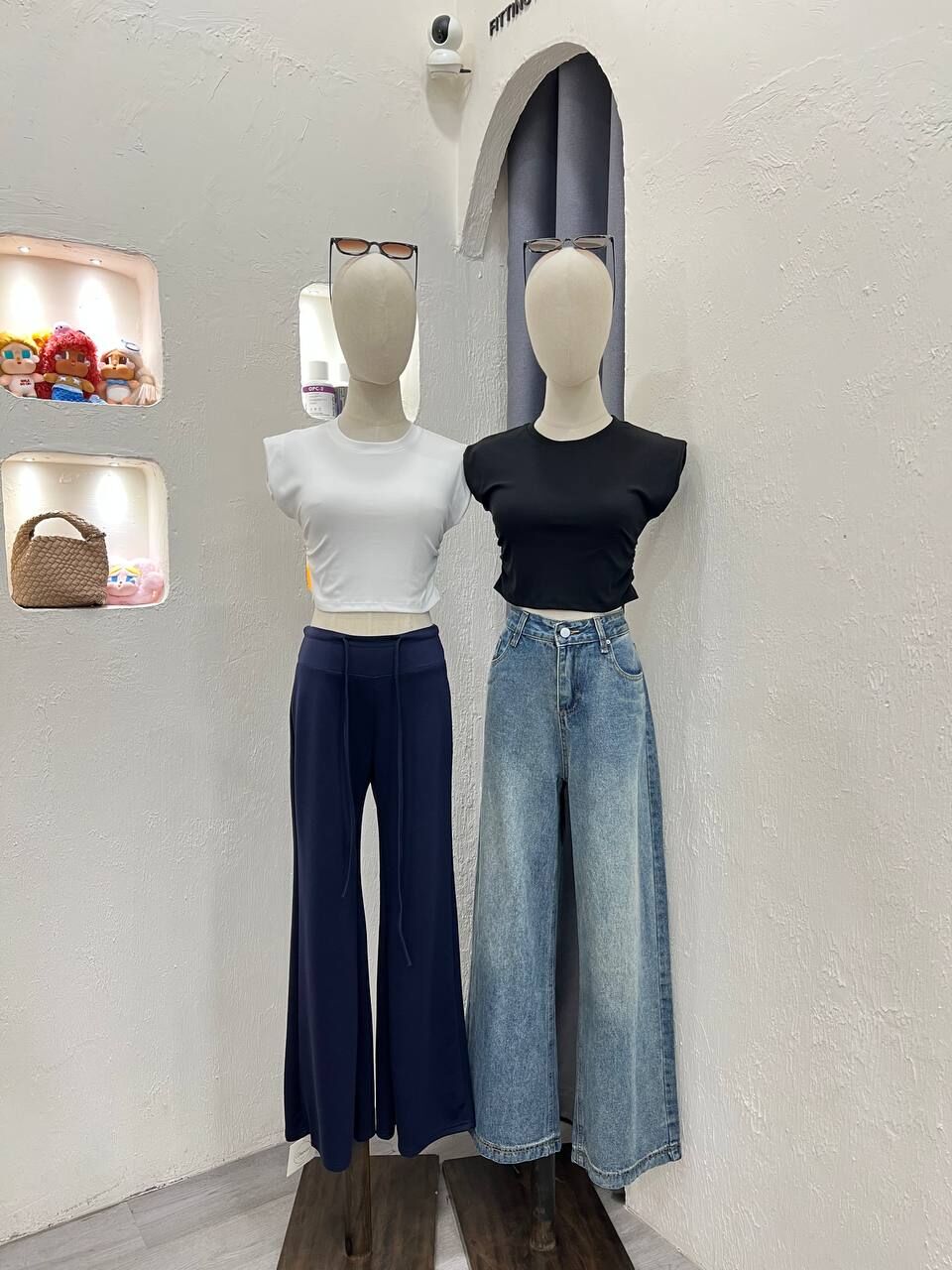 Sleeveless Crop 254