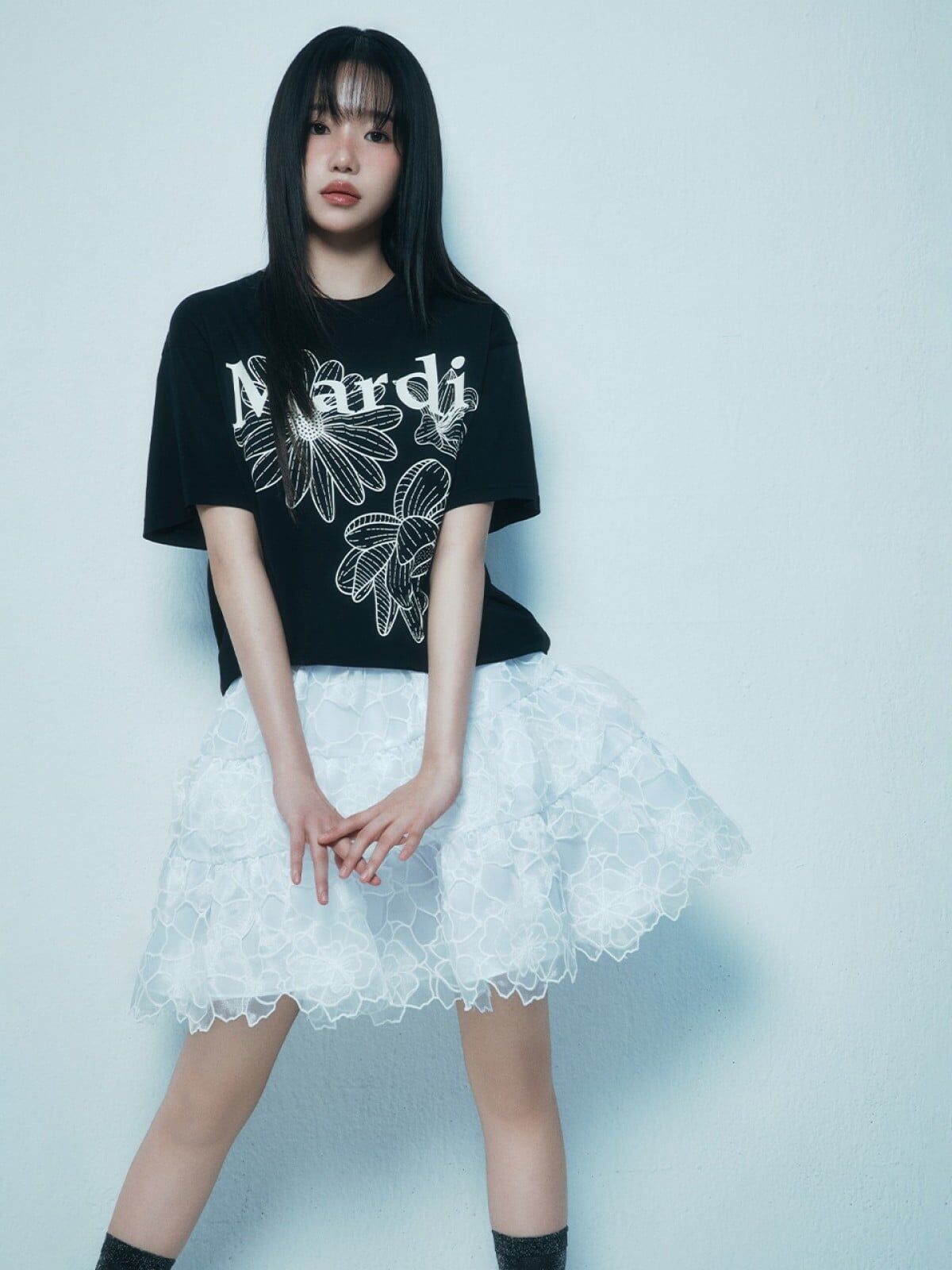 🇰🇷韓國限定色 Mardi Mercredi 經典 三花Logo上衣 黑