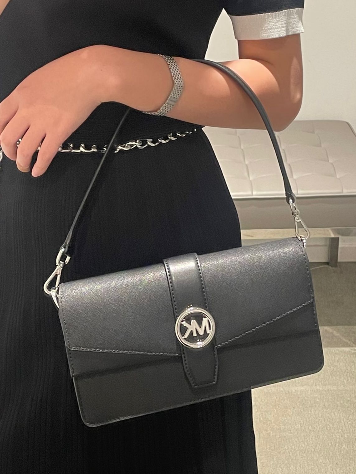 【預購】Michael Kors H050699 Greenwich 中號手袋