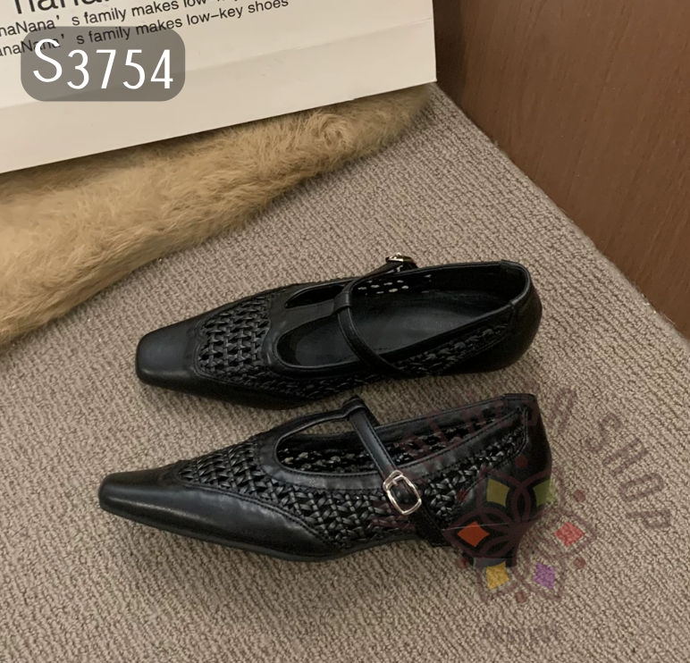 S3754 - 牛皮編織鏤空T字扣方頭低踭鞋