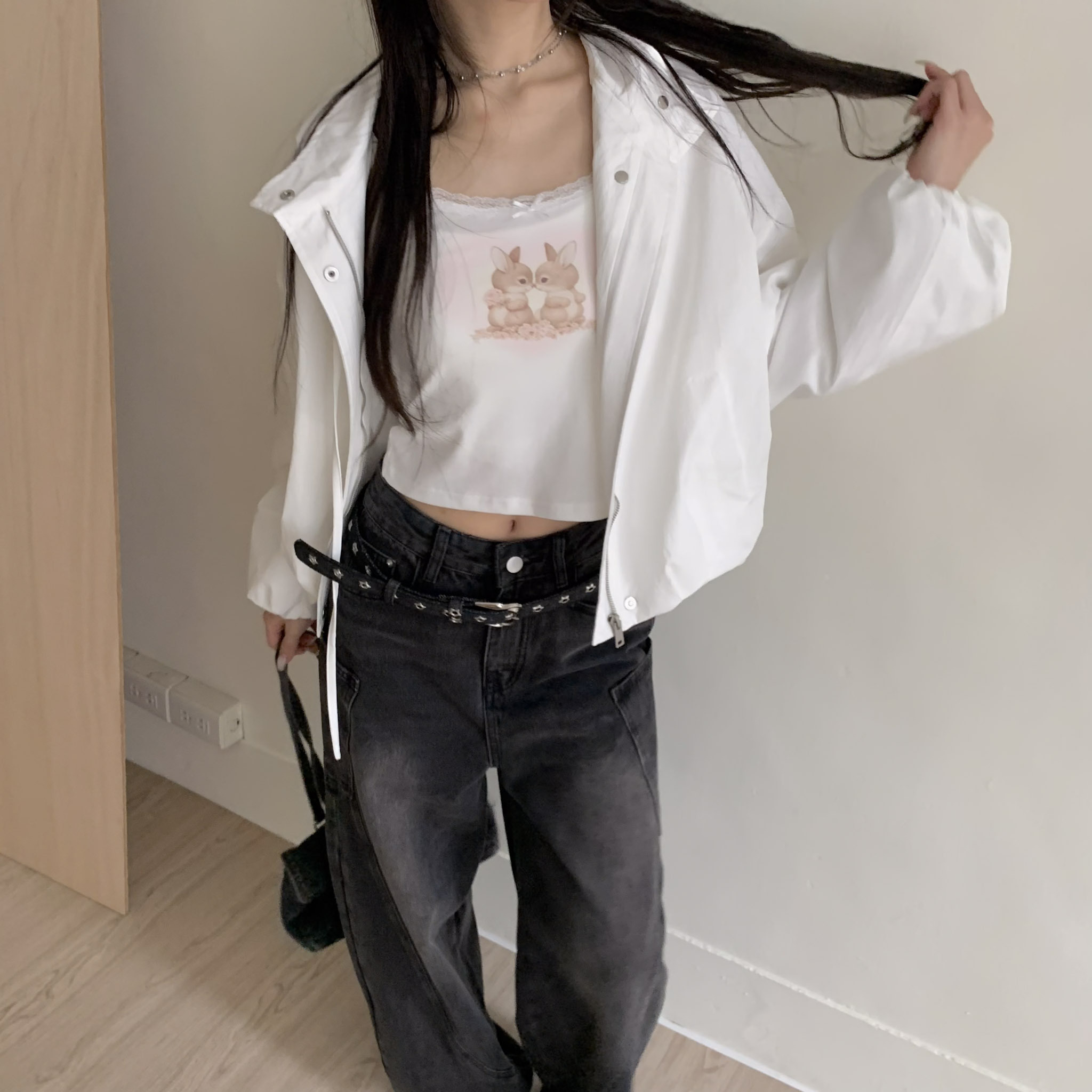 ISA_Soft Girl Era 小兔蕾絲花邊吊帶背心_64071