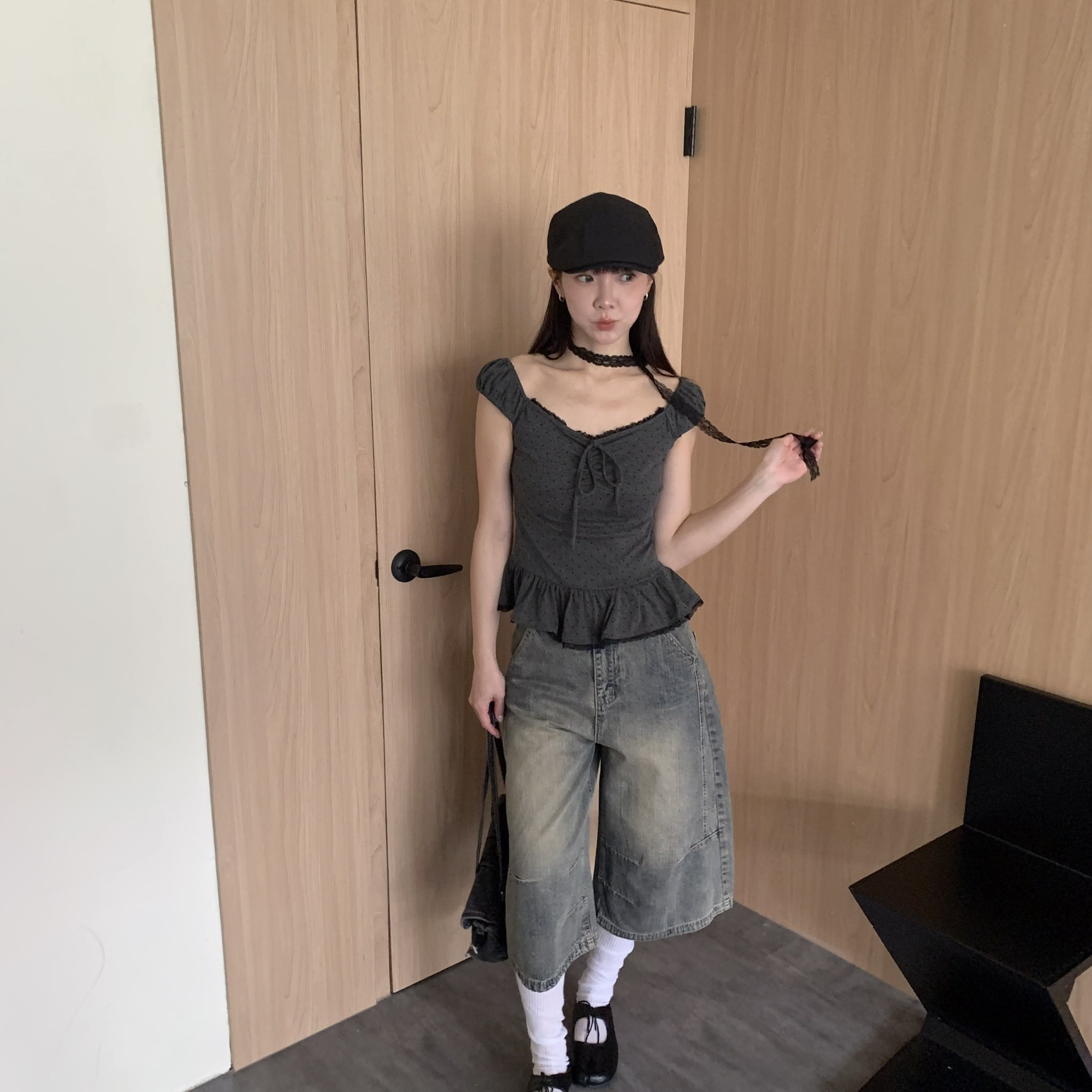ISA_(附繞脖)doll感小公主 波點蕾絲荷葉擺上衣_64057