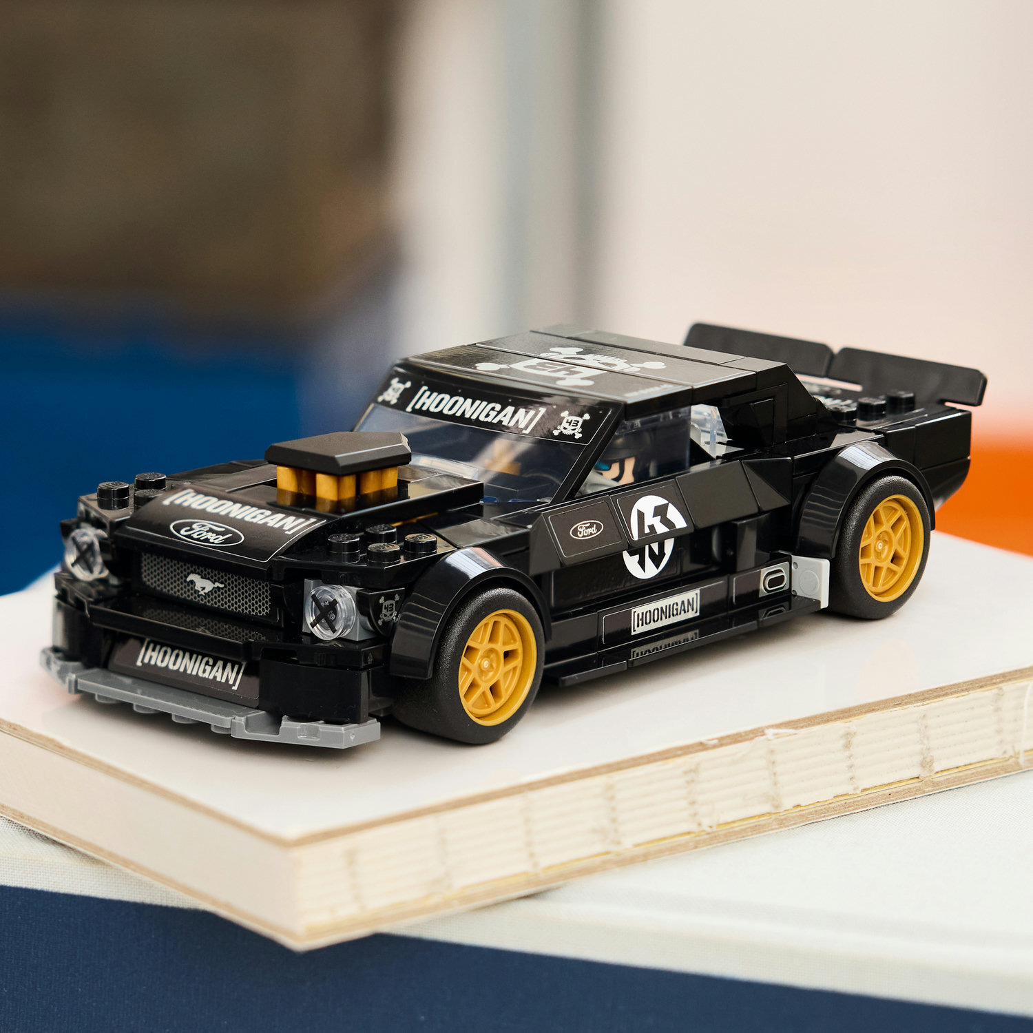 中国尚林 77262 Ken Block 的'65 Ford Mustang Hoonicorn V1