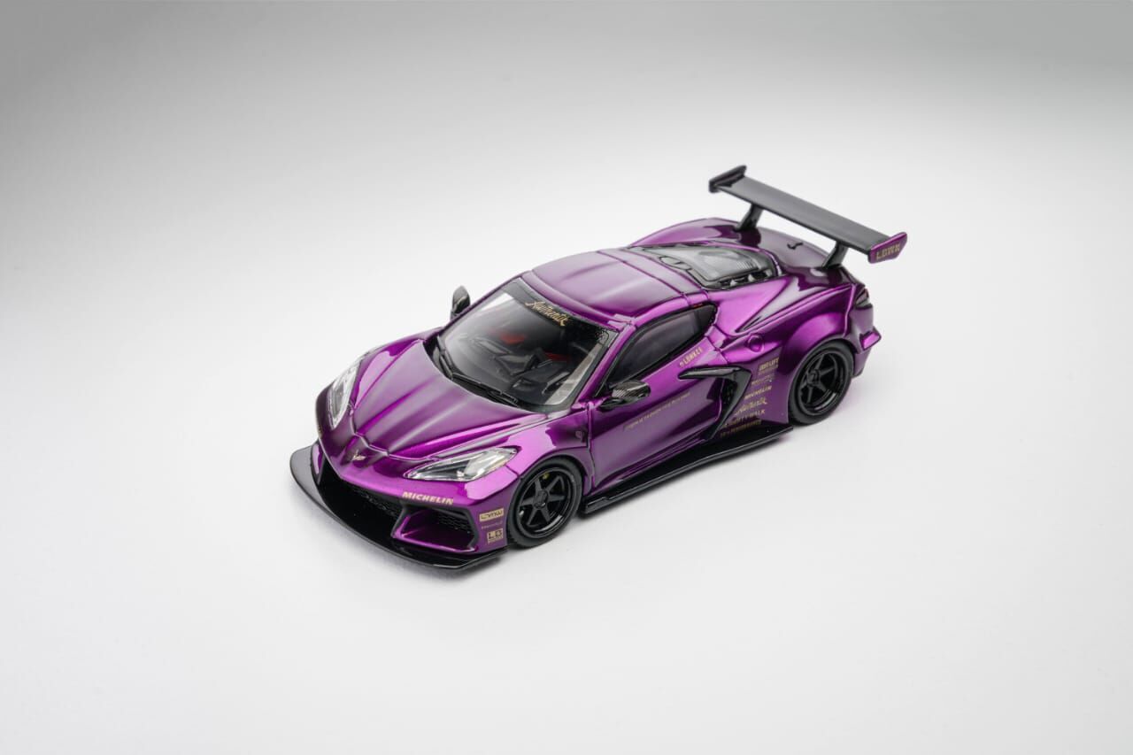 PO-$170 * FINE MODEL * 1:64 CORVETTE C8 ZR1 LB METALLIC PURPLE