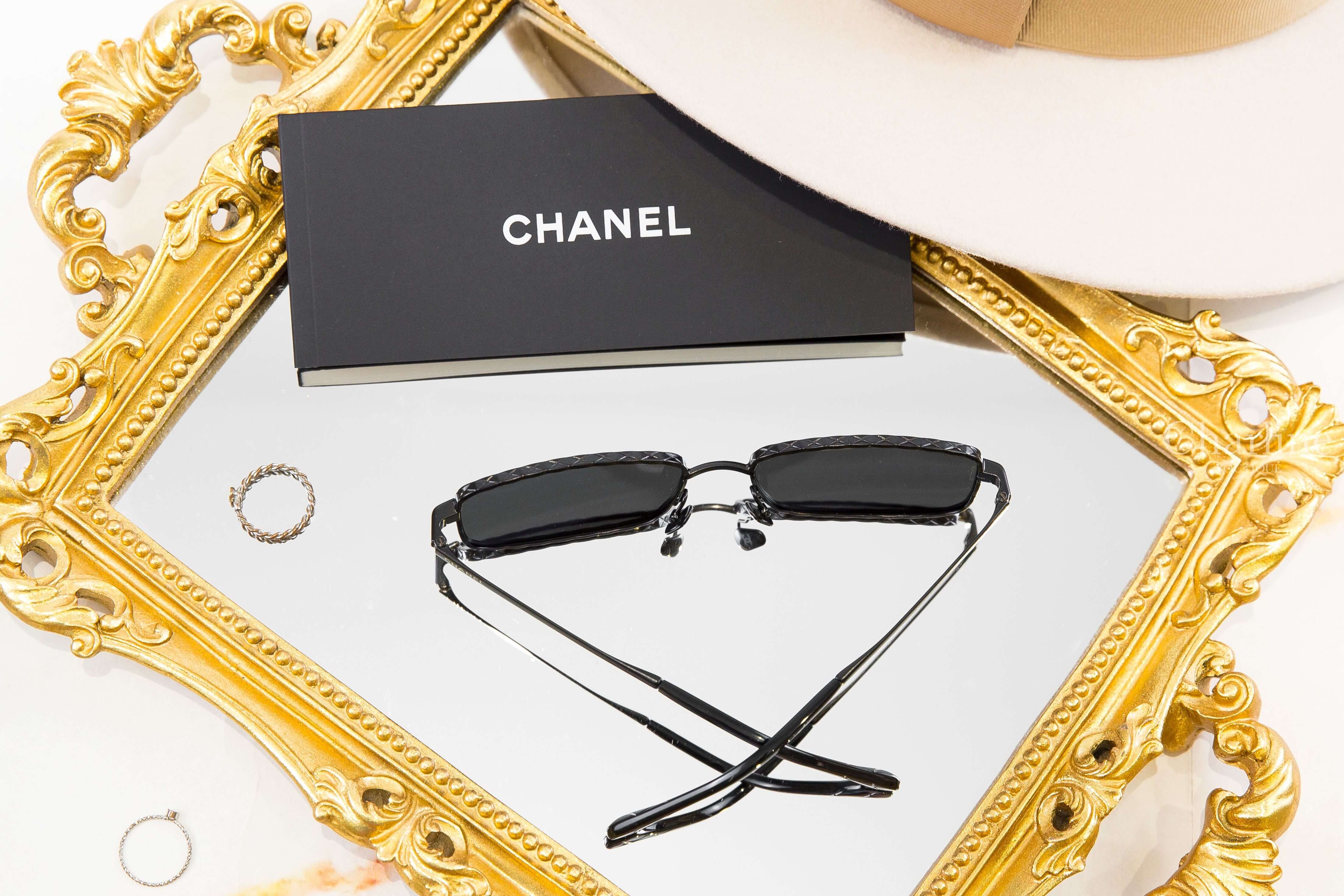 Chanel Rectangle Sunglasses 黑色長方形菱格紋方框黑色鏡片側邊金色字母太陽眼鏡-Charline Boutique 精品代購