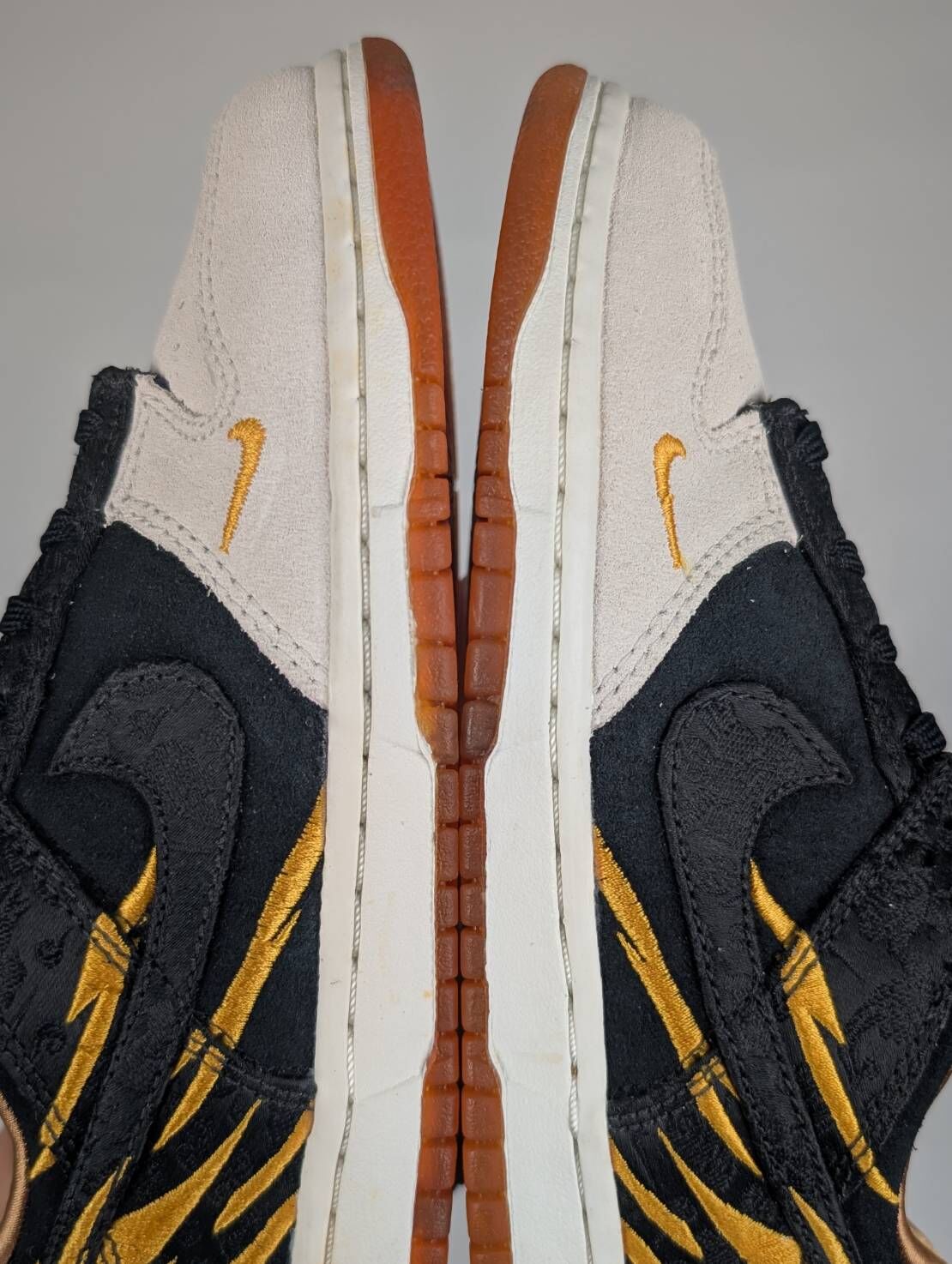 微瑕疵-右腳中底、後跟泛黃 DQ5352-001/1Y NIKE DUNK LOW (PS) Year of the Tiger 中童虎年 低筒