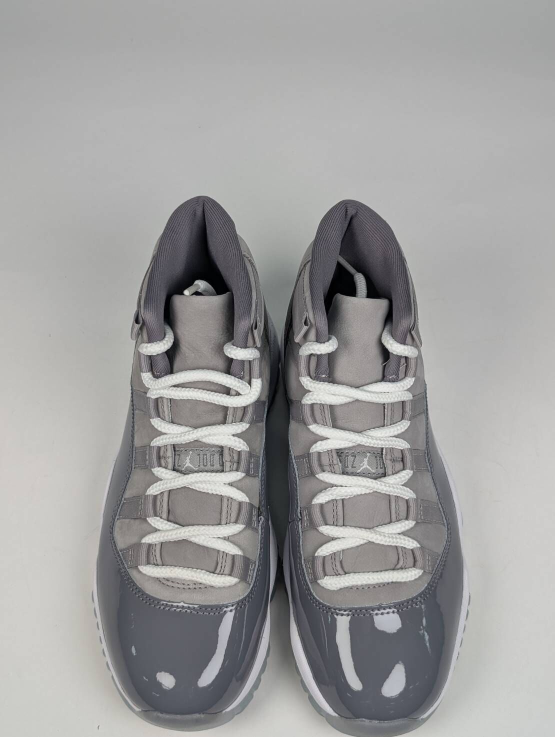 微瑕疵-左腳大底泛黃 CT8012-005/8 Air Jordan 11 " Cool Grey " 復刻版 2021版 酷灰 灰白