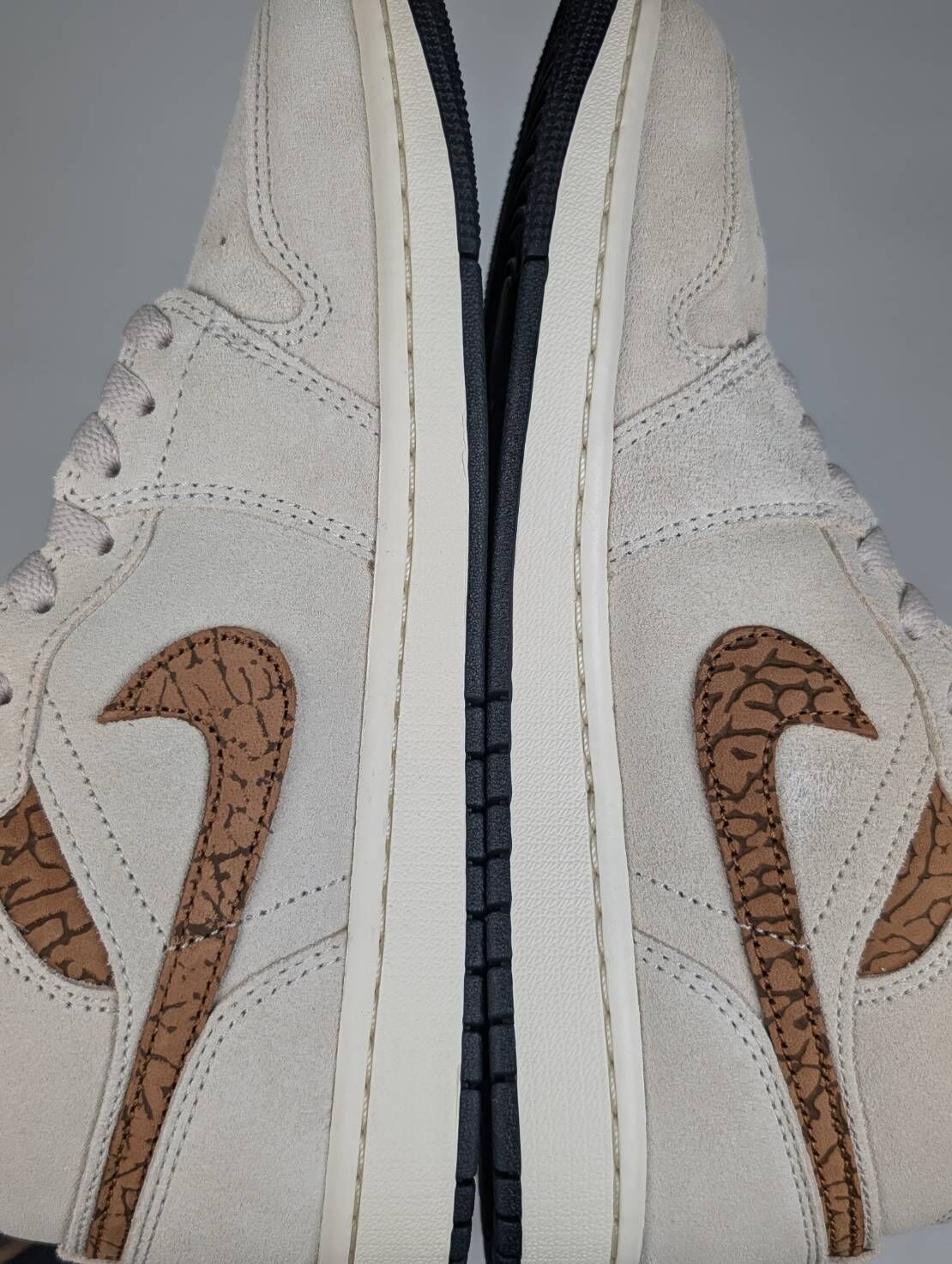 微瑕疵-左右明顯色差 DZ4129-102/8 Air Jordan 1 Mid SE "Brown Elephant" 棕色爆裂紋 男鞋