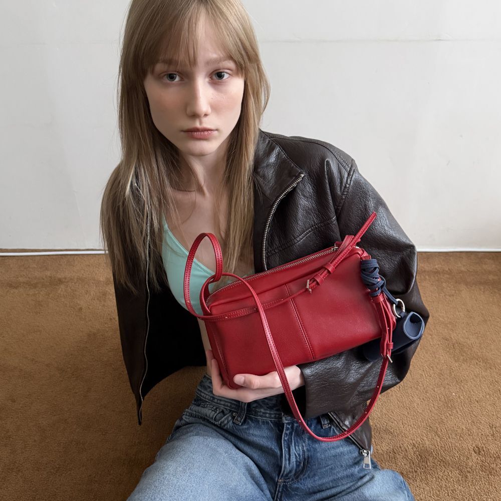 FIND KAPOOR MONO BAG 24