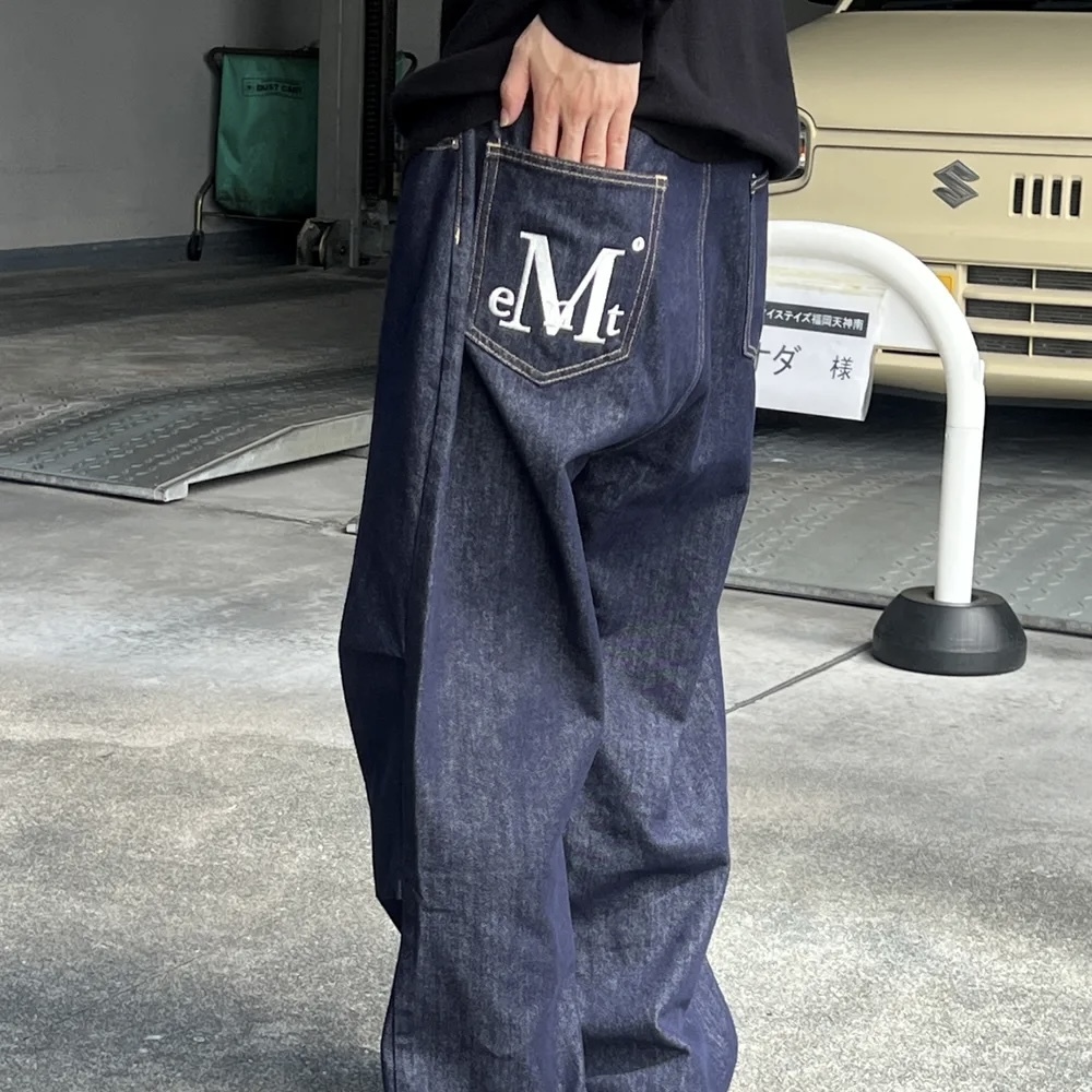 MUCENT 後口袋大LOGO 抽繩 牛仔寬褲 寬鬆 中性款 兩色